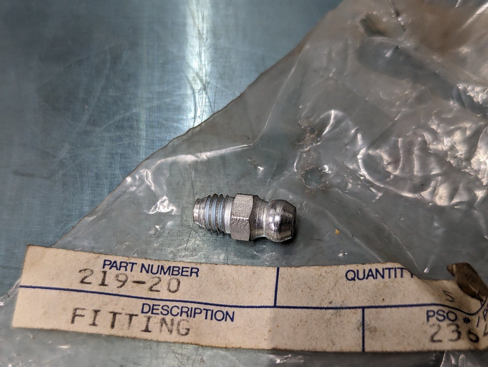 219-20 GREASE ZERK FITTING 1/4