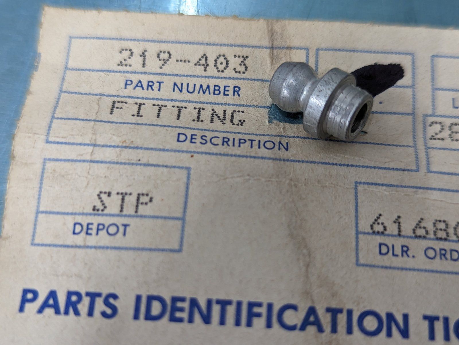 219-403 FIT'G GREASE ZERK 1/4DIA. DRIV - Ingersoll/Case Tractor Part