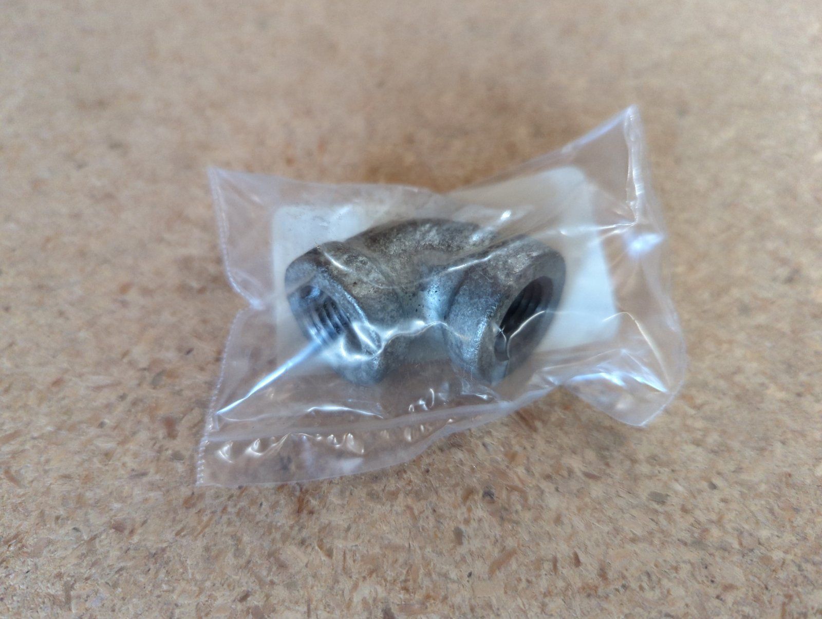 221-1375 ELBOW - Ingersoll/Case Tractor Part
