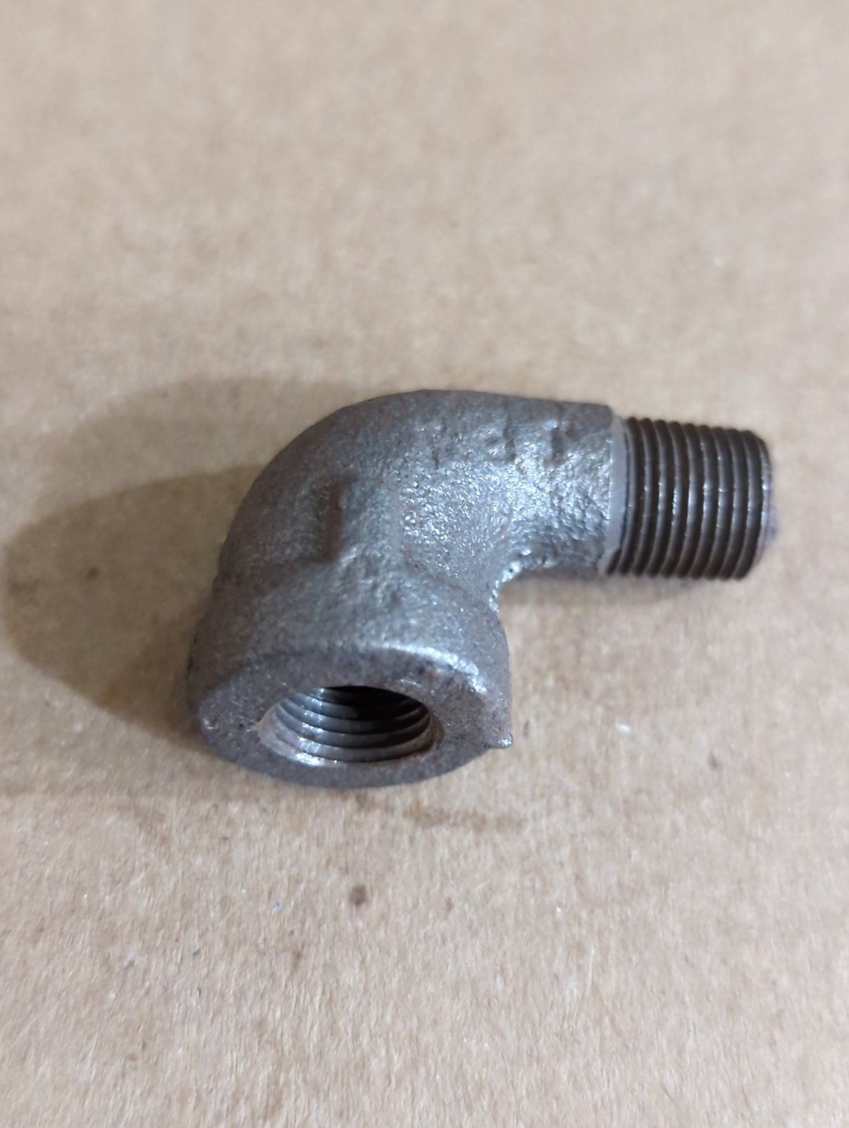221-411 FIT'G 90 DEG STREET ELBOW 1/8-27 - Ingersoll/Case Tractor Part