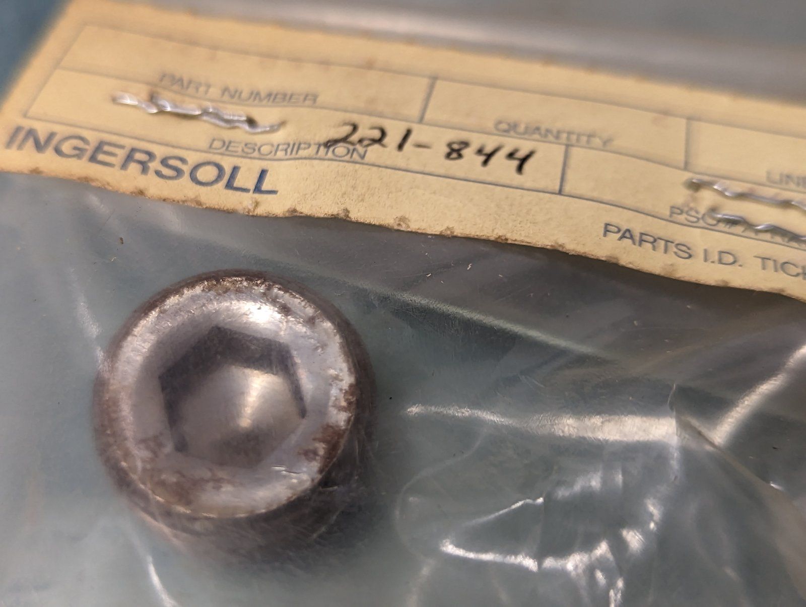 221-844 PLUG - 1/2 