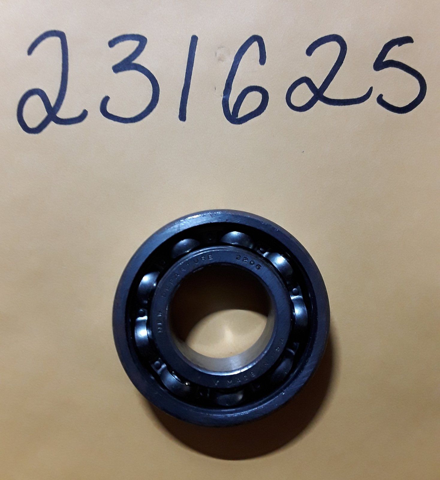 231625 BEARING - Ingersoll/Case Tractor Part