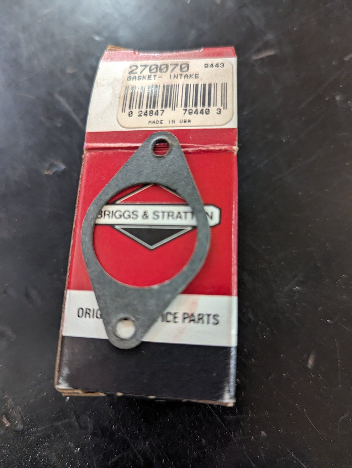 270070 BRIGGS INTAKE GASKET - Ingersoll/Case Tractor Part