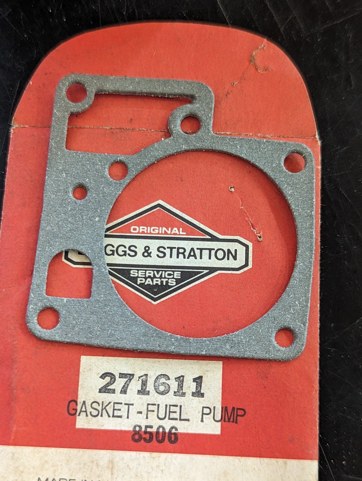 271611 BRIGGS CARB PUMP GASKET - Ingersoll/Case Tractor Part