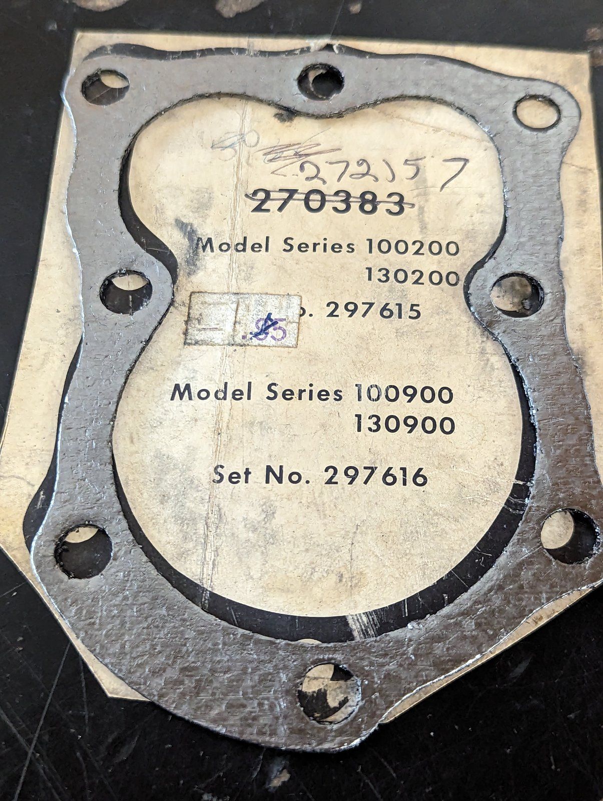 272157 BRIGGS HEAD GASKET - Ingersoll/Case Tractor Part