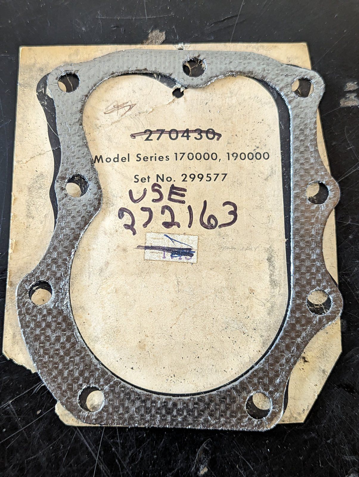 272163 BRIGGS HEAD GASKET - Ingersoll/Case Tractor Part