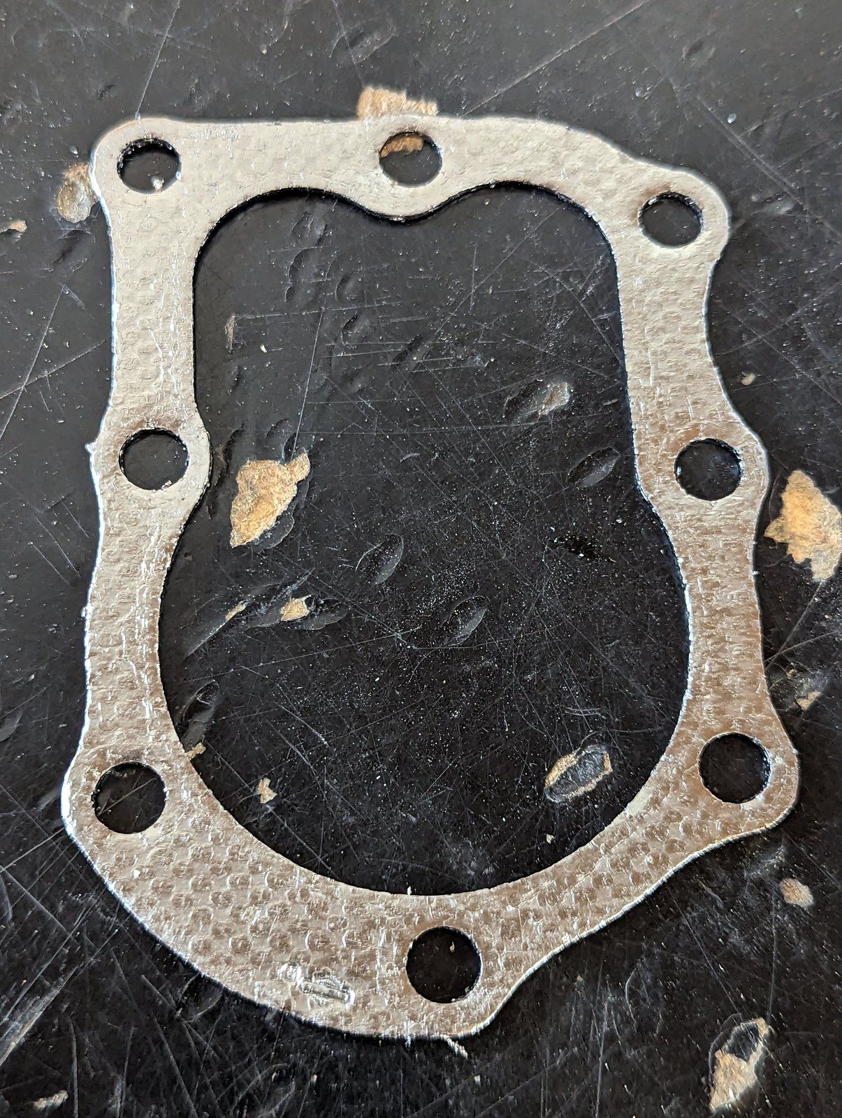 272536 BRIGGS HEAD GASKET - Ingersoll/Case Tractor Part