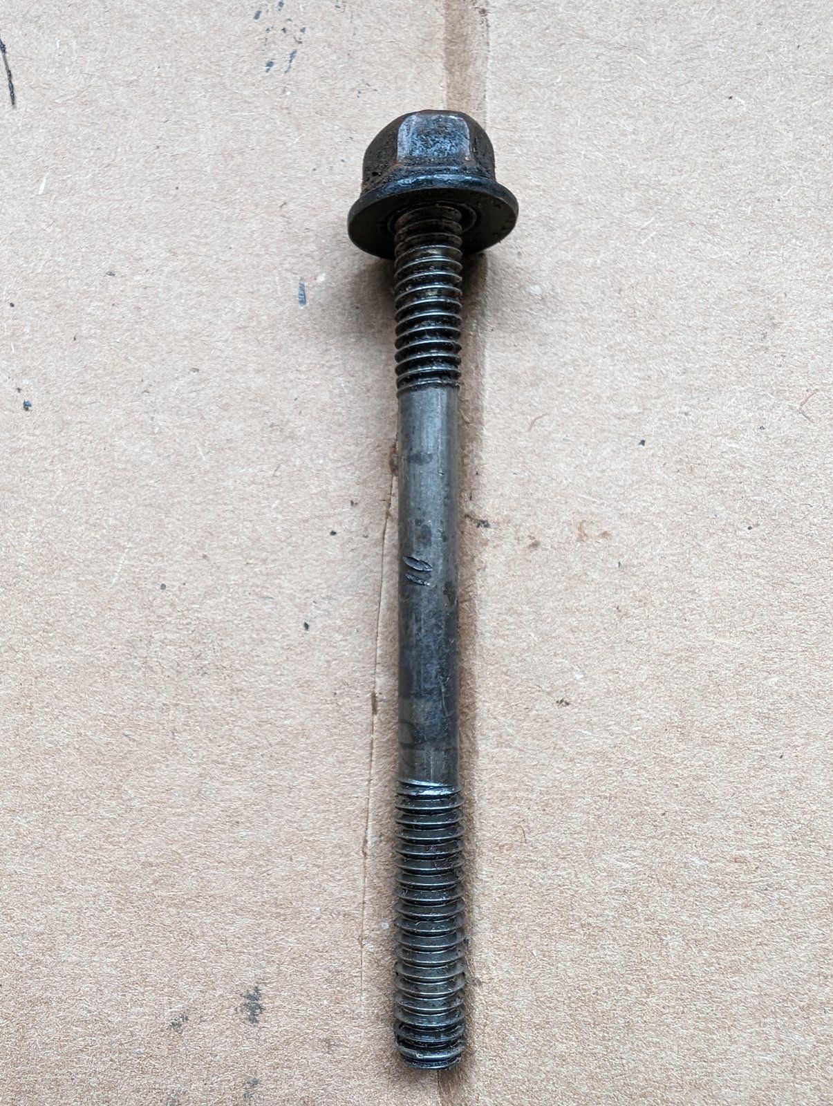 275220 USED KOHLER STUD VALVE COVER - Ingersoll/Case Tractor Part