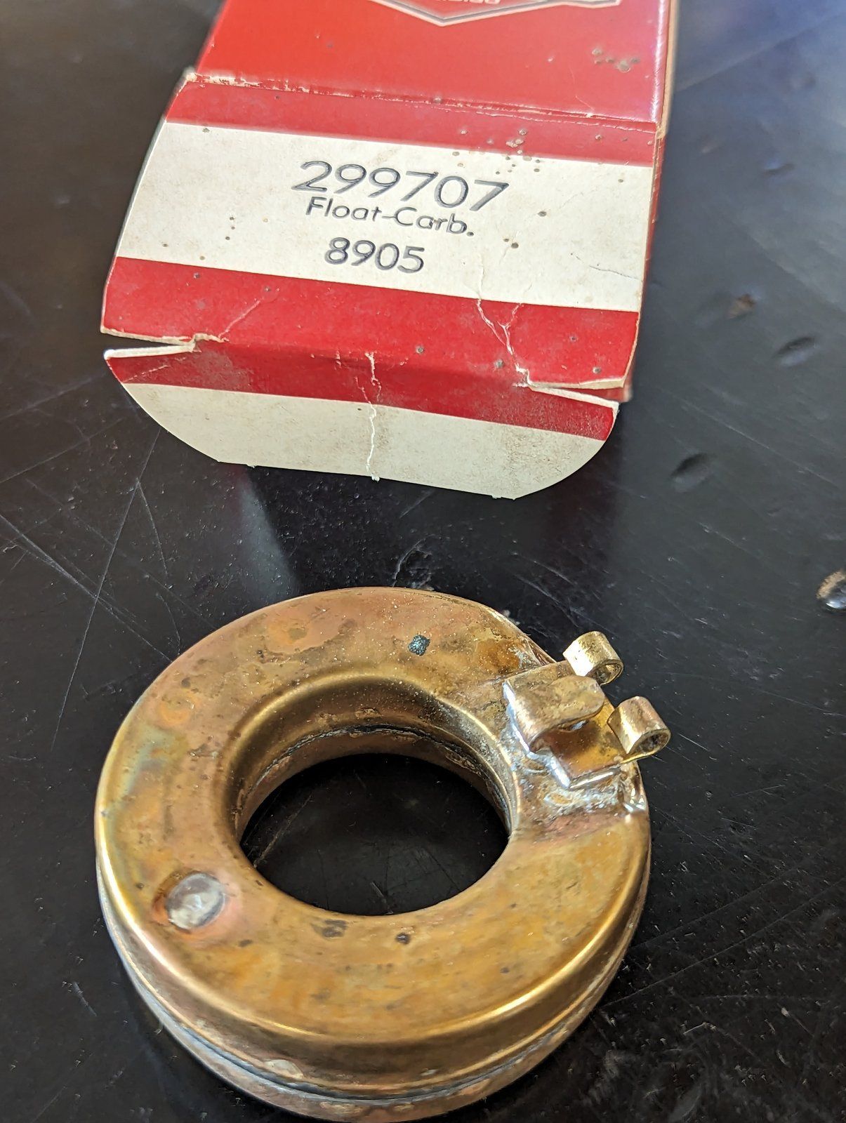 299707 BRIGGS FLOAT - Ingersoll/Case Tractor Part
