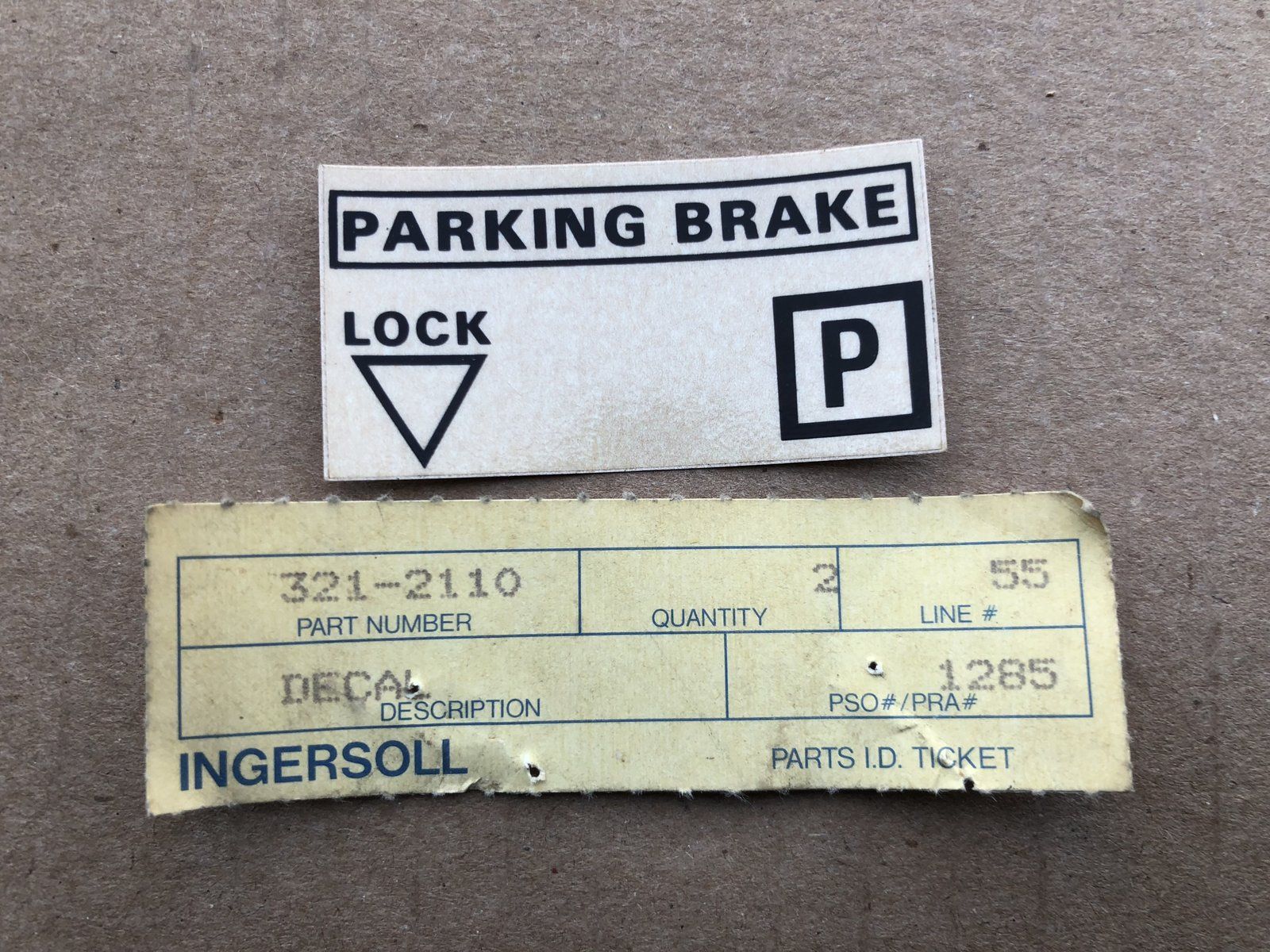 321-2110 DECAL-PARKING BRAKE - Ingersoll/Case Tractor Part