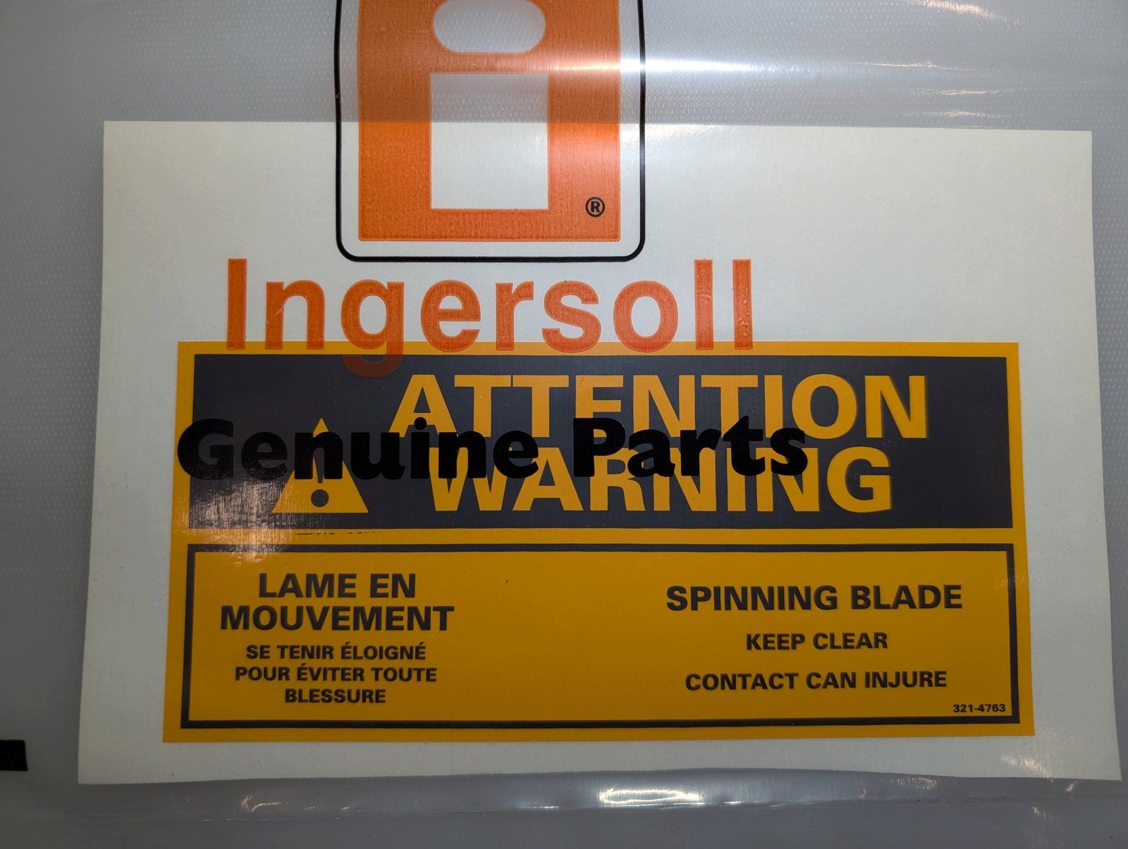 321-4763 DECAL SPINNING BLADE FRENCH - Ingersoll/Case Tractor Part
