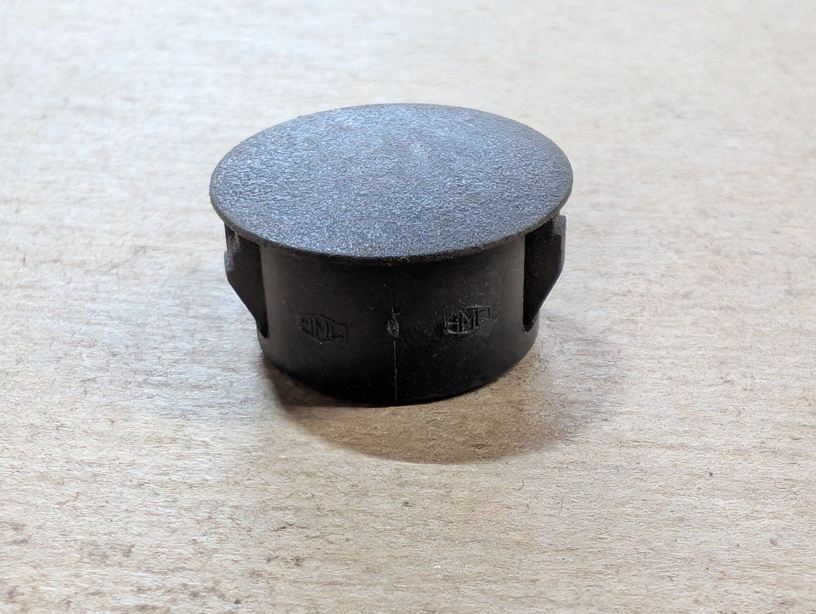 353-406 PLUG HOLE .719 X .406 NYLON - Ingersoll/Case Tractor Part