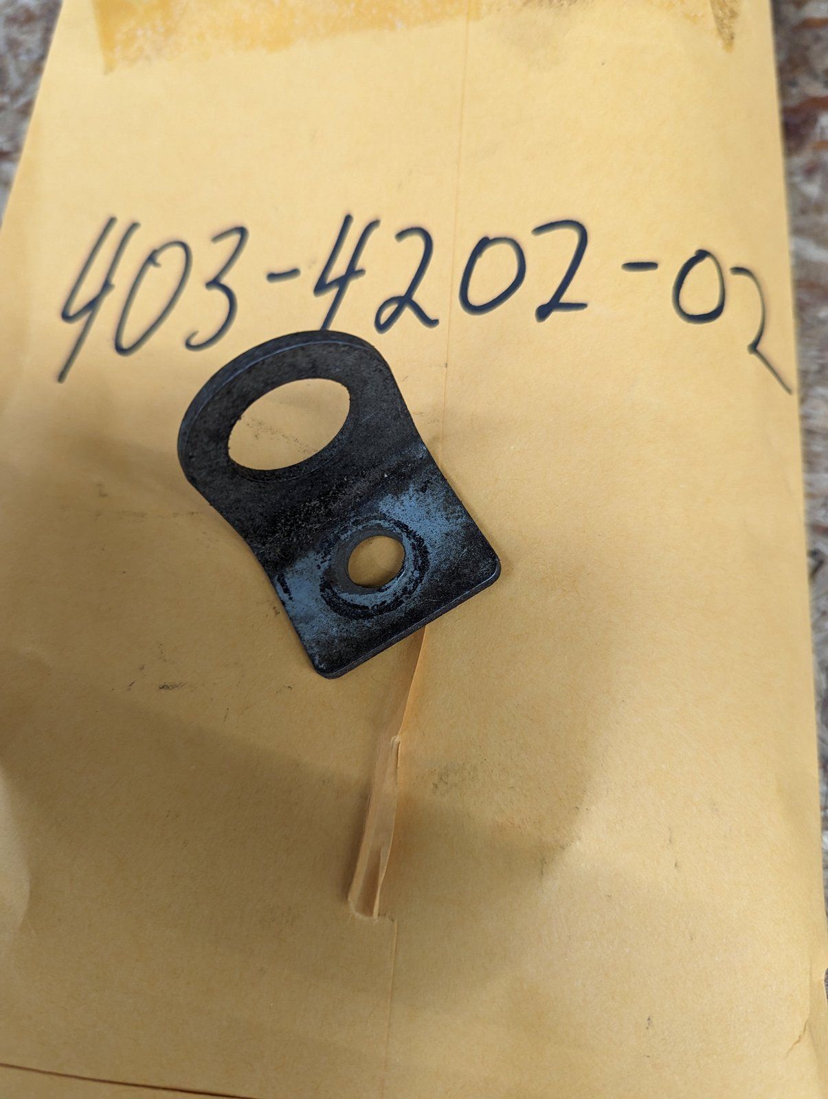 403-4202-02 USED ONAN LIFTING BRACKET - Ingersoll/Case Tractor Part