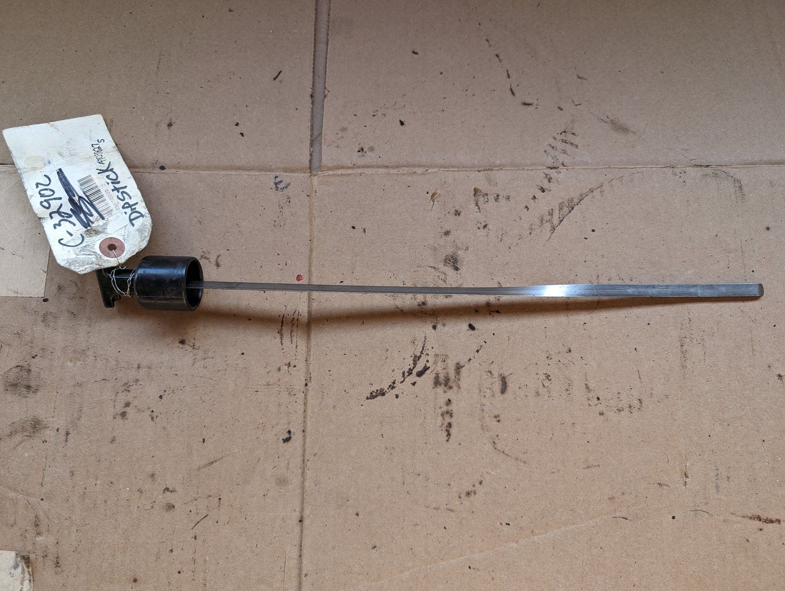 4703827S USED KOHLER M14 DIP STICK C32902 - Ingersoll/Case Tractor Part