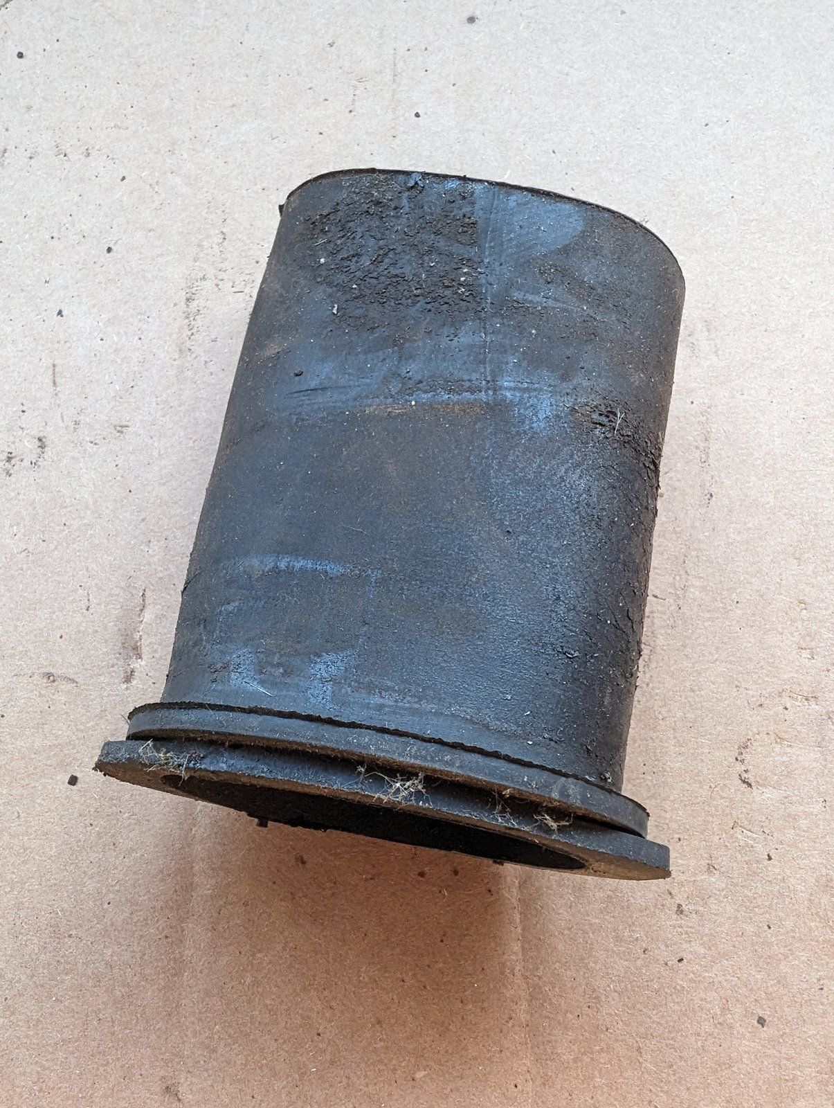 4713402S USED KOHLER M14 AIR TUBE C32827 - Ingersoll/Case Tractor Part