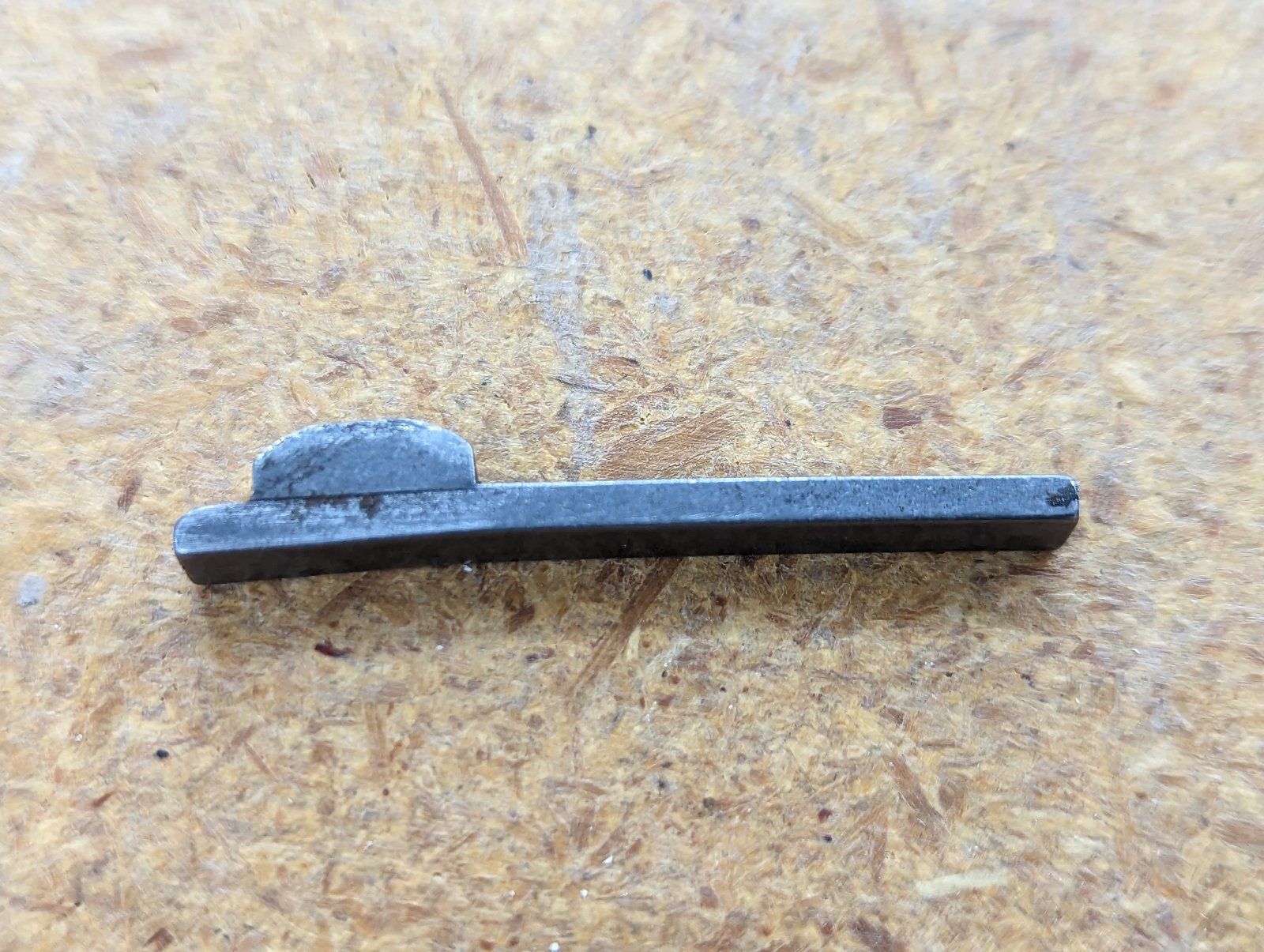515-0284 USED ONAN FLYWHEEL KEY C32288 - Ingersoll/Case Tractor Part