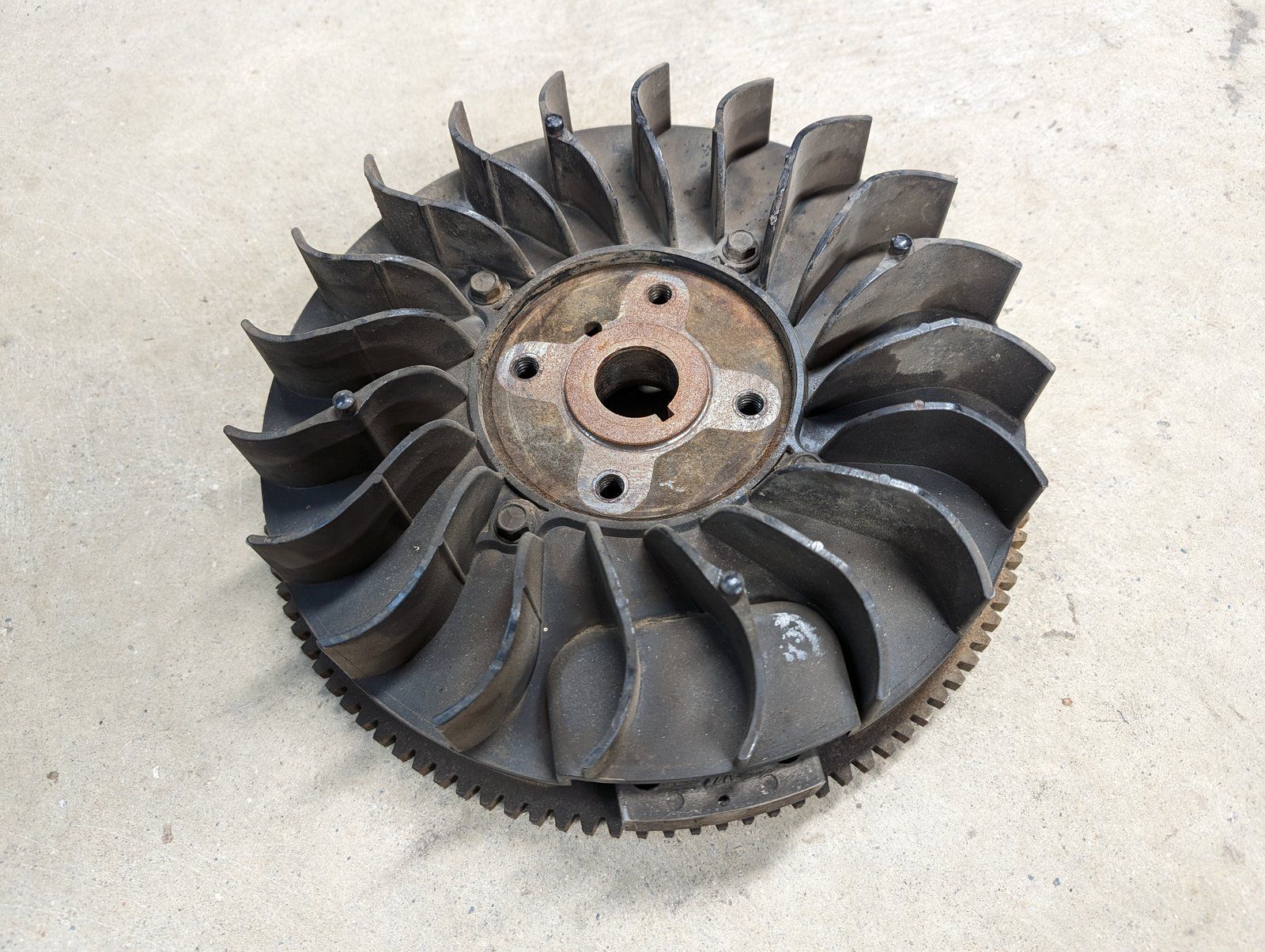 5230007C USED KOHLER MAGNUM FLYWHEEL 106T - Ingersoll/Case Tractor Part
