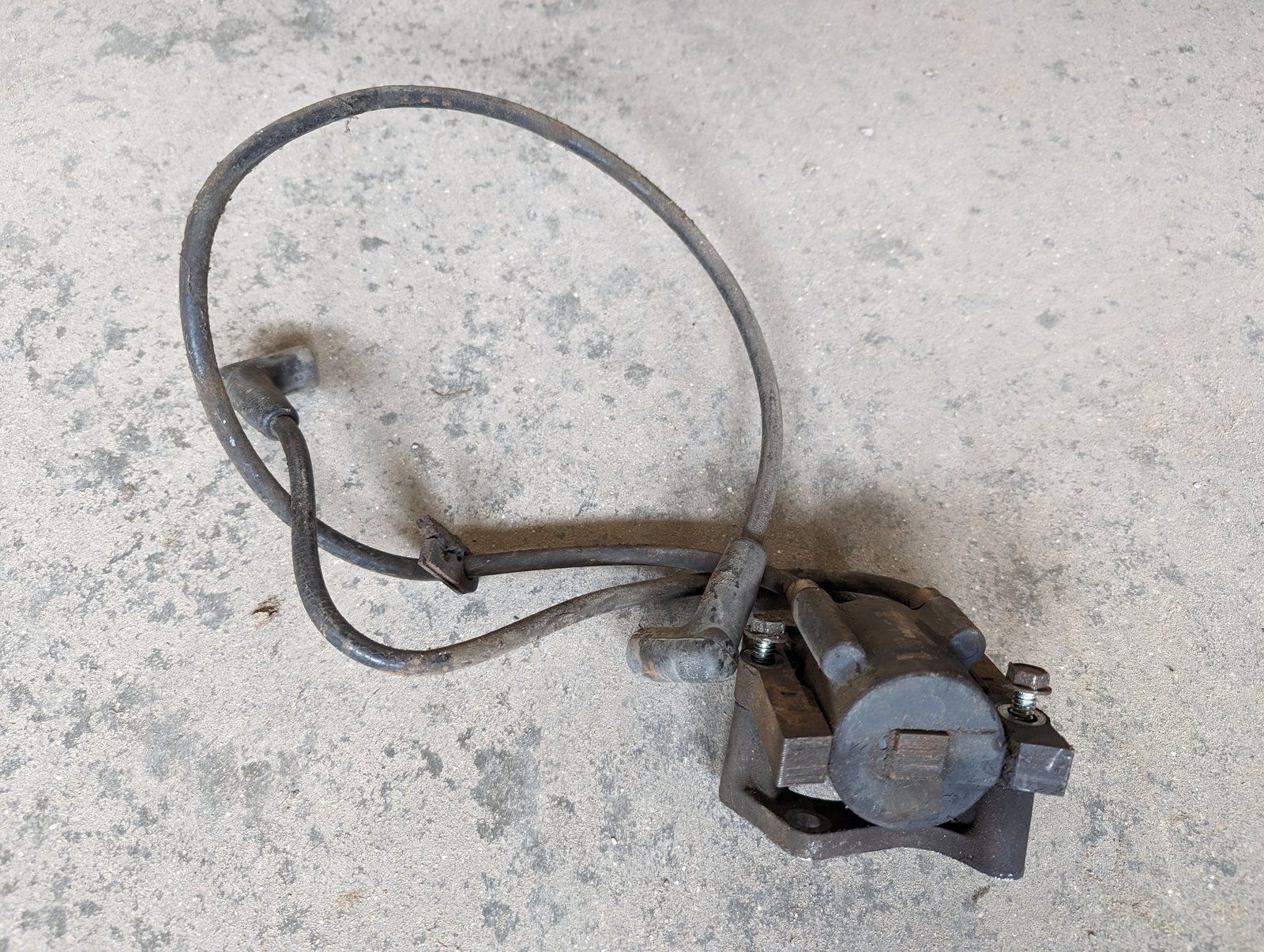 5258402S USED KOHLER MODULE 5212608S BRACKET WIRES - Ingersoll/Case Tractor Part