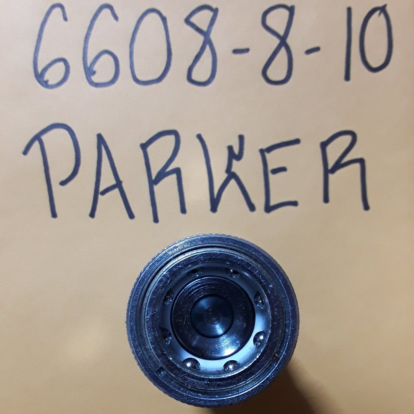 6608-8-10 PARKER VALVED HYDRAULIC QUICK DISCONNECT COUPLER - Ingersoll/Case Tractor Part