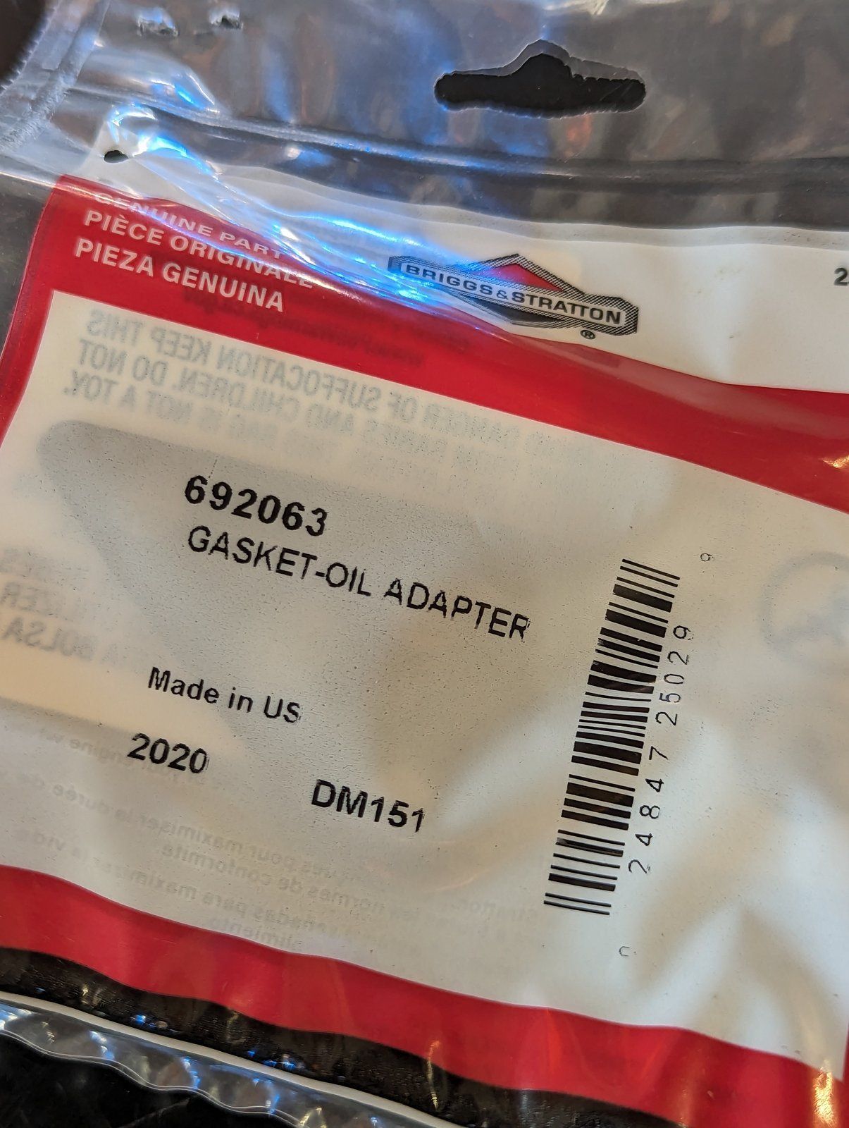692063 BRIGGS OIL ADAPTOR GASKET - Ingersoll/Case Tractor Part