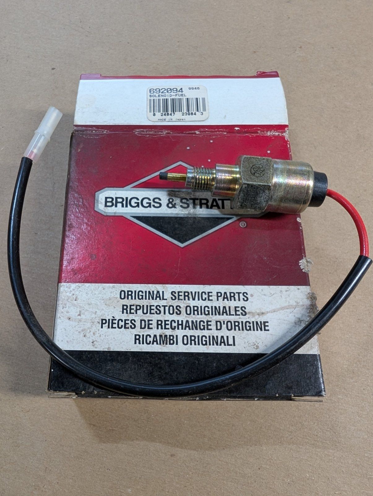 692094 BRIGGS SOLENOID FUEL - Ingersoll/Case Tractor Part