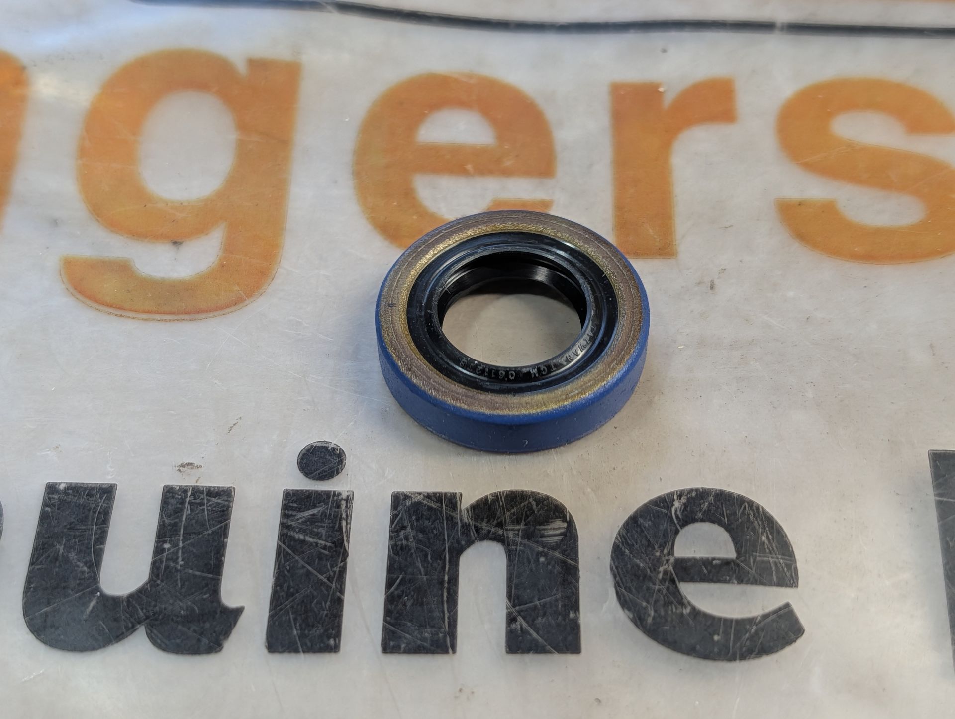 C11332 SEAL - OIL (GEAR BOX)