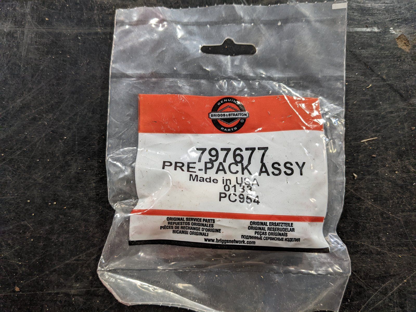 797677 BRIGGS PRE PACK ASSY VALVE THERMAL RELIEF - Ingersoll/Case Tractor Part