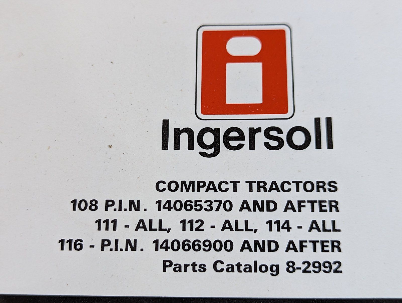 8-2992 PC: 108 111 116 - Ingersoll/Case Tractor Part