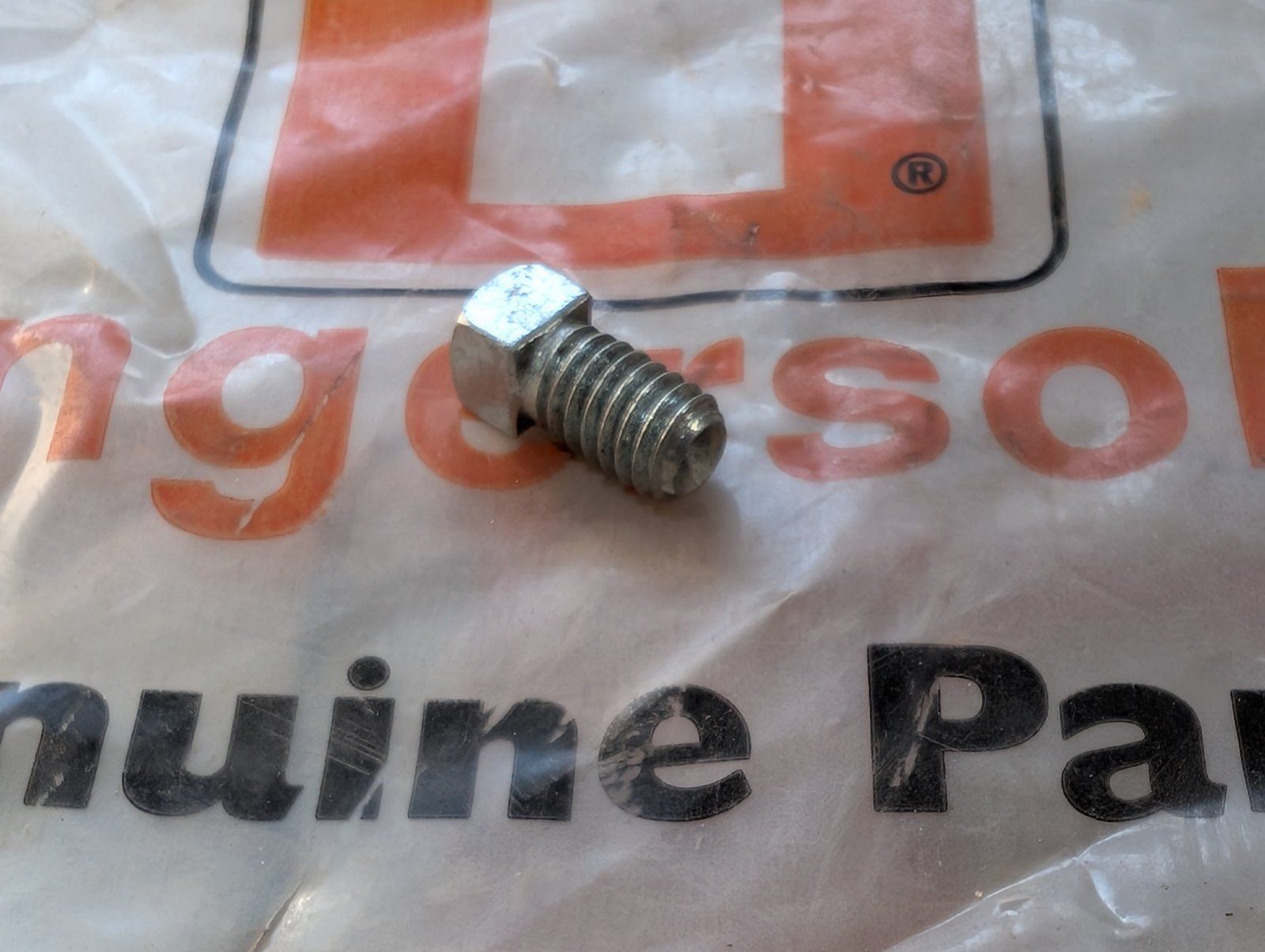 85-58 SCREW SET 5/16-18 X1/2 SQ HD C5/16