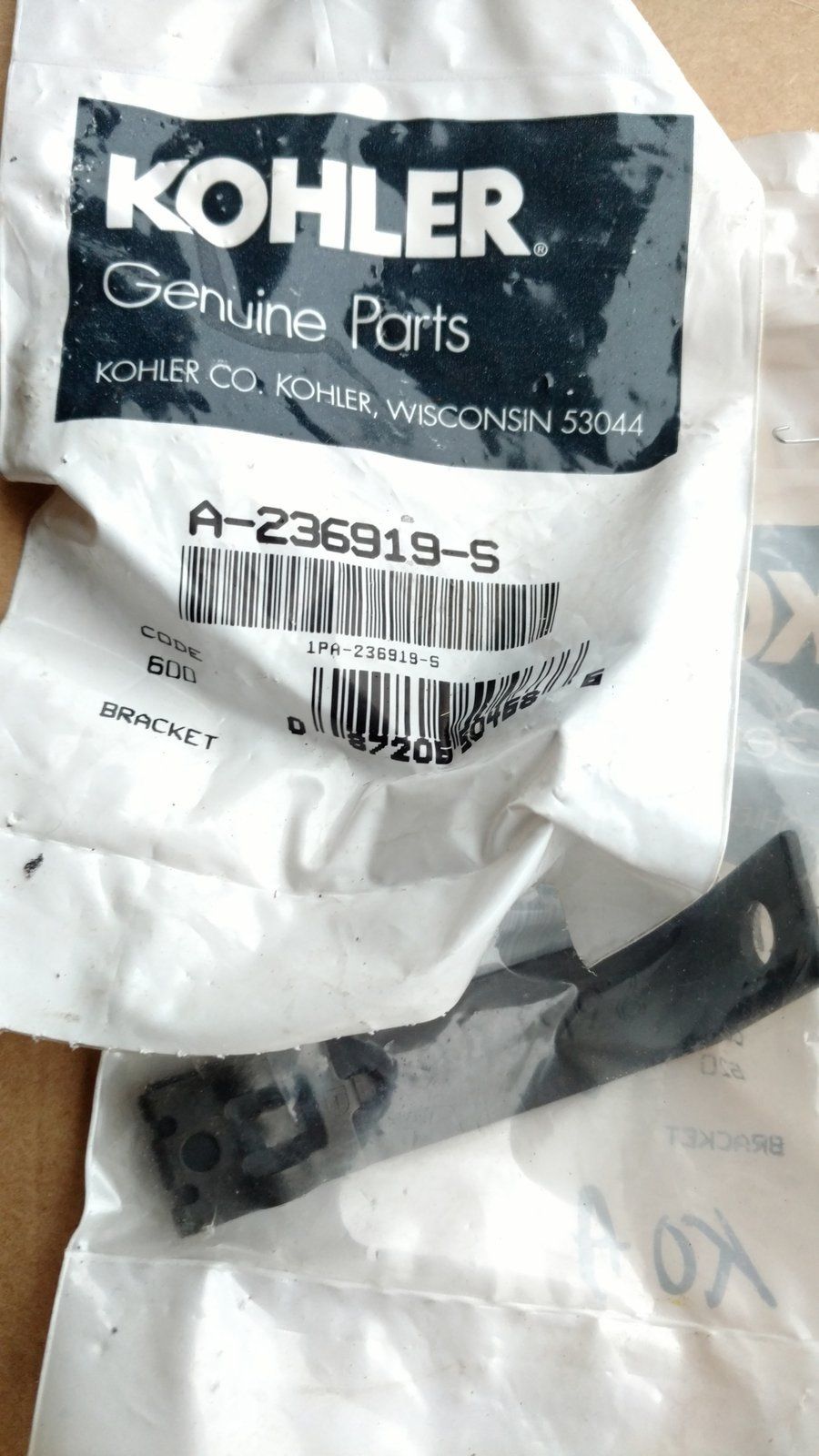A-236919-S KOHLER BRACKET - Ingersoll/Case Tractor Part