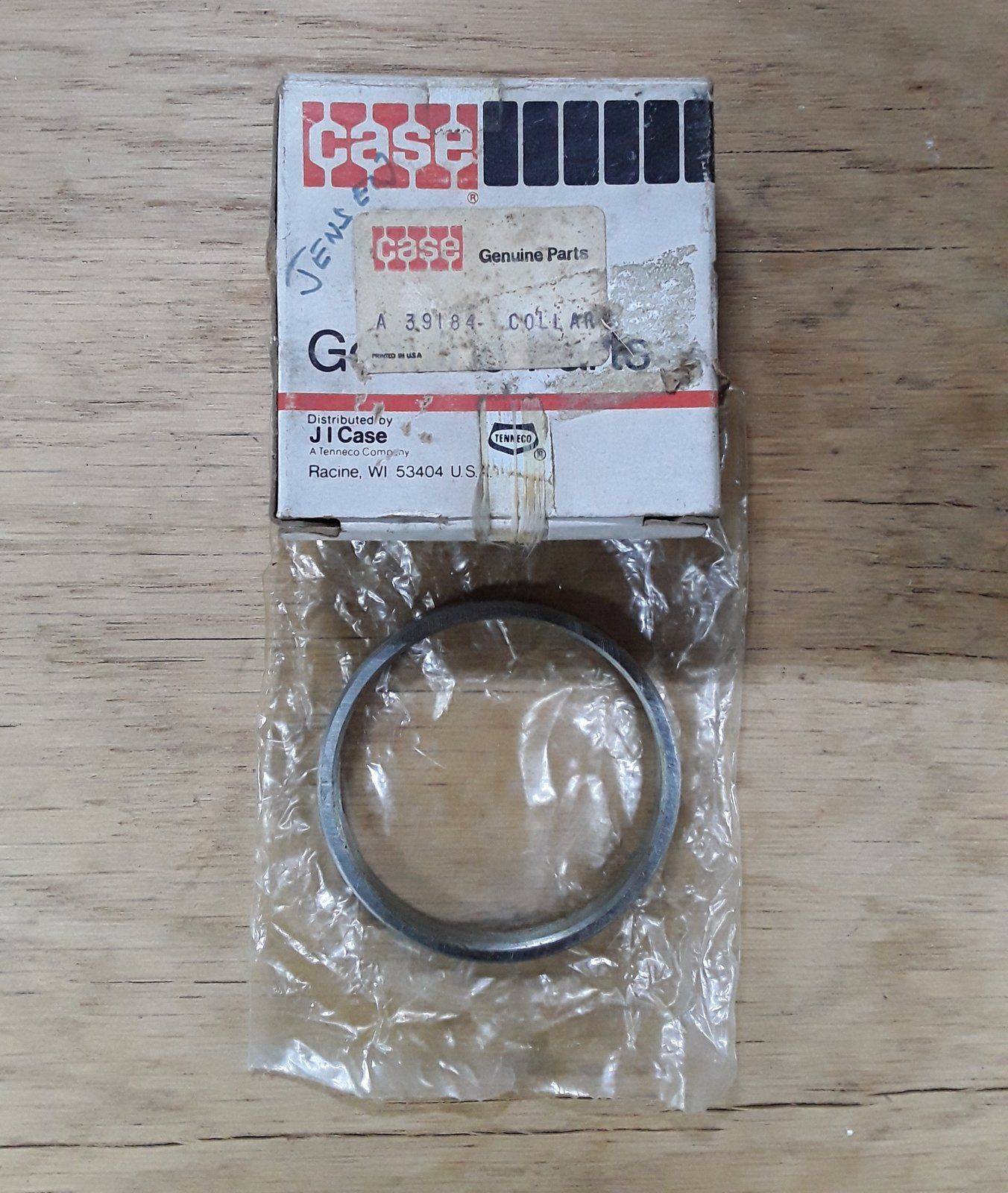A39184 CASE NEW HOLLAND COLLAR - Ingersoll/Case Tractor Part
