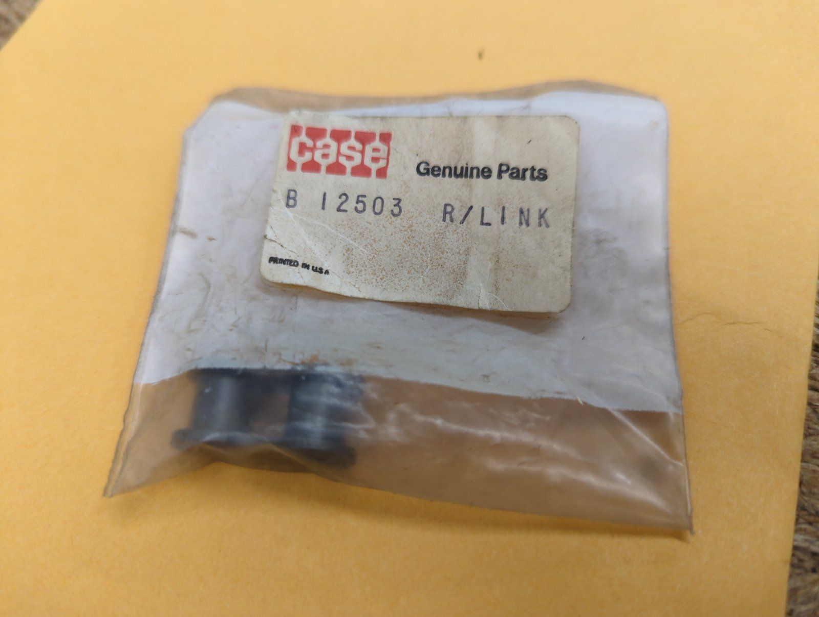 B12503 R / LINK - Ingersoll/Case Tractor Part
