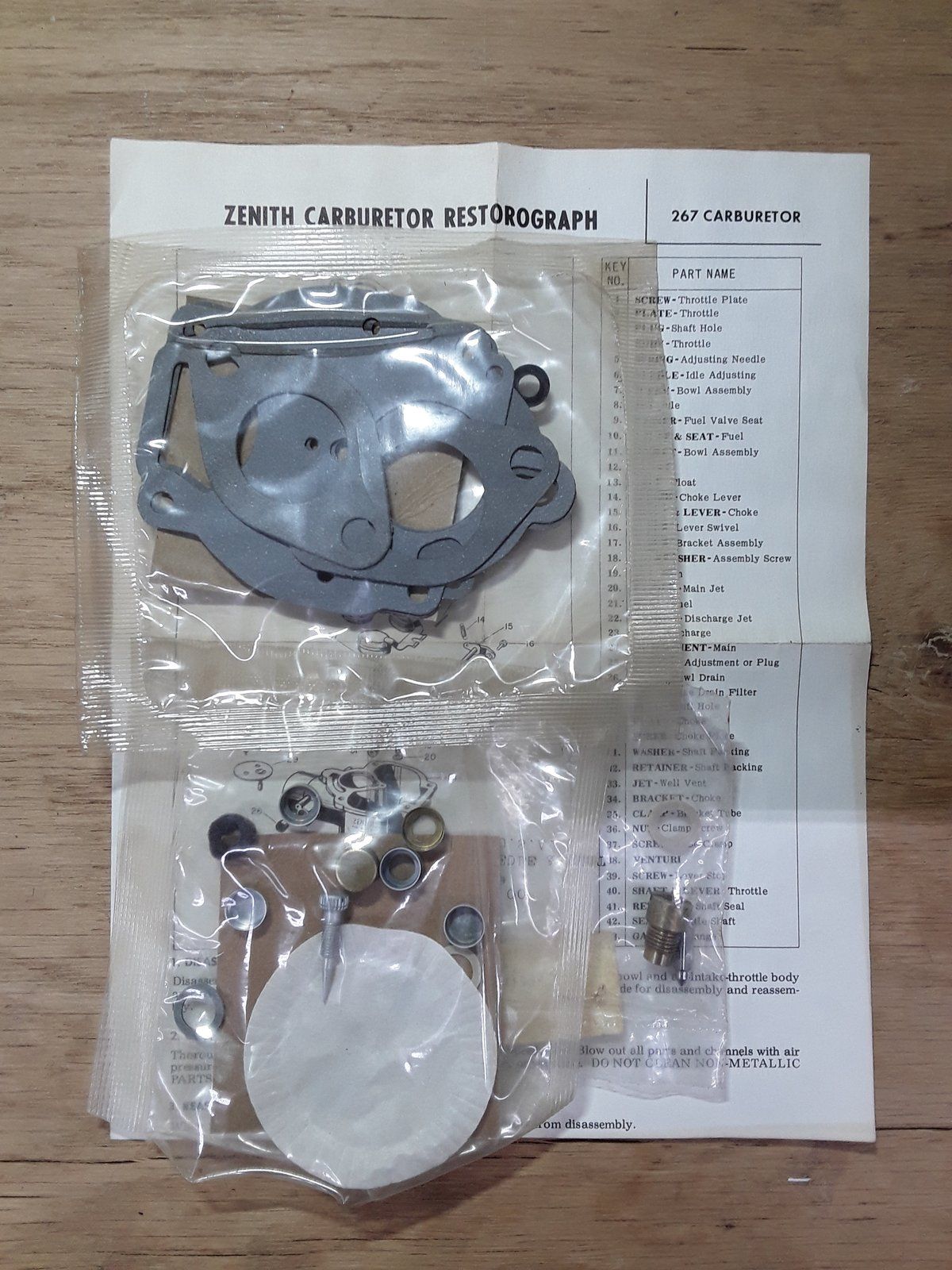B51568 CASE NEW HOLLAND CARBURETOR TUNE-UP KIT - Ingersoll/Case Tractor Part