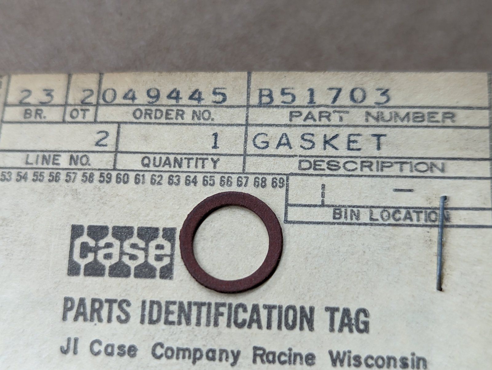 B51703 GASKET - Ingersoll/Case Tractor Part