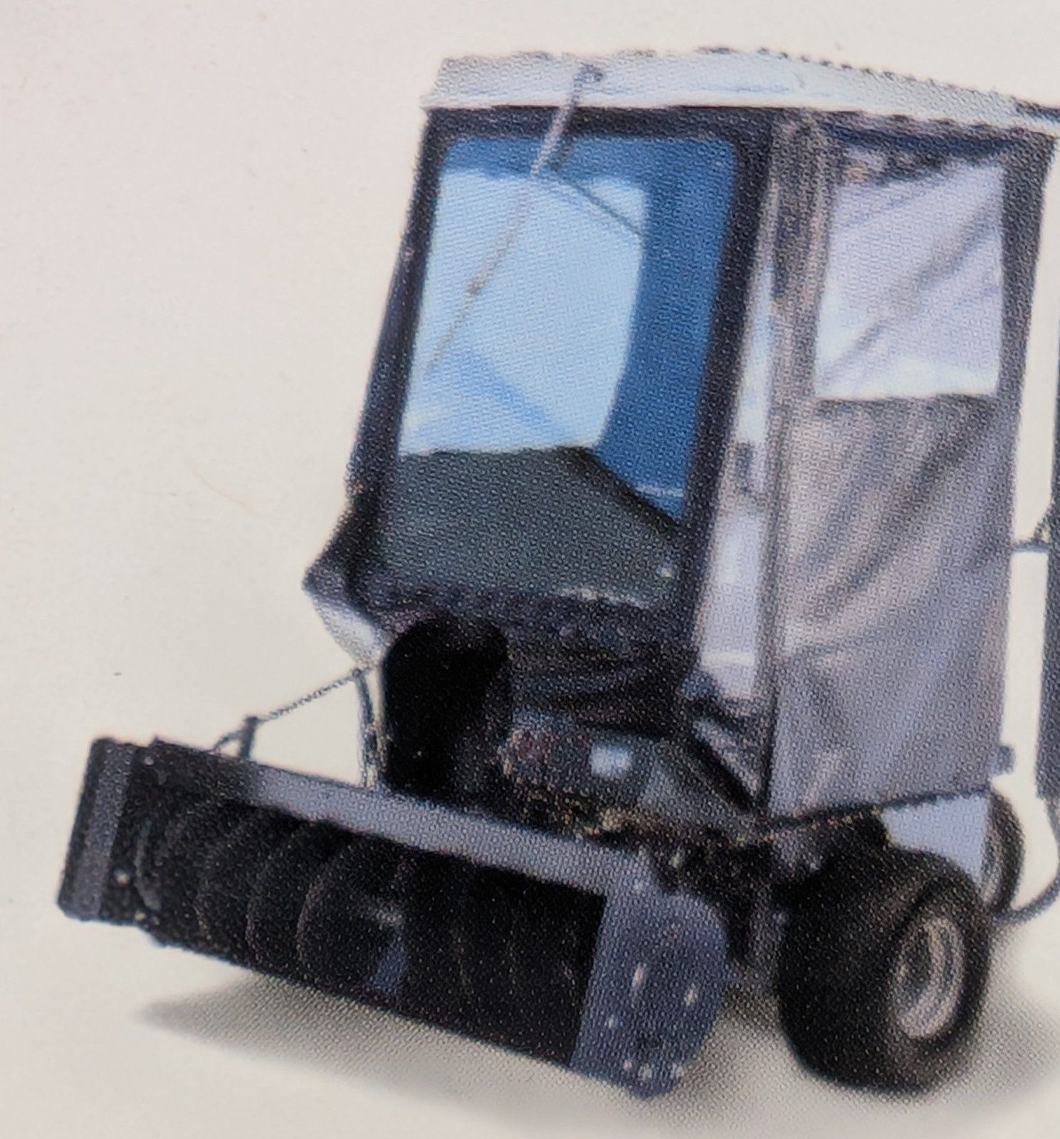 BC14 FABRIC CAB WITH LIGHTS MANUAL WIPER ZTR - Ingersoll/Case Tractor Part