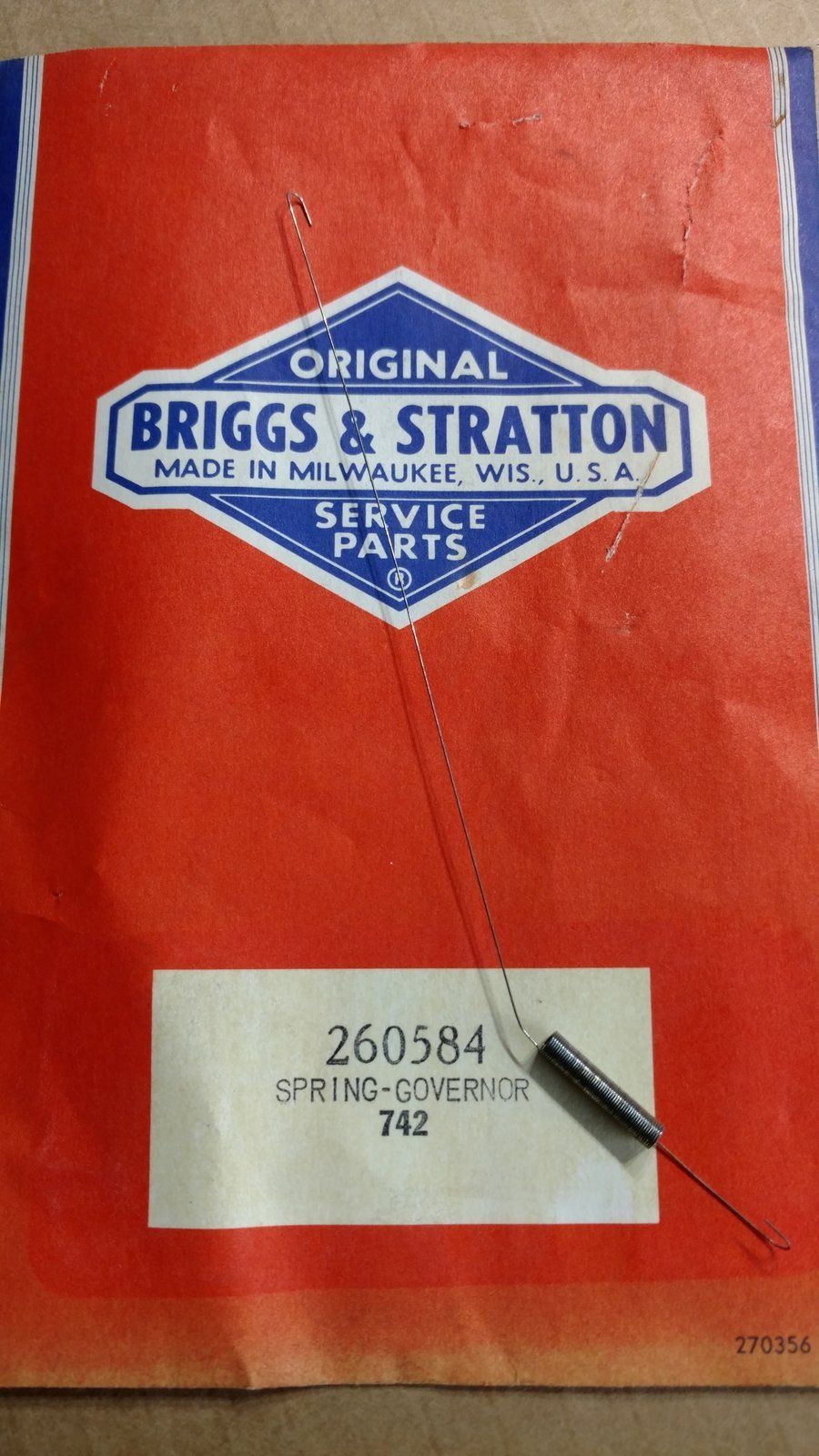 BR260584 SPRING B/S 260584 - Ingersoll/Case Tractor Part