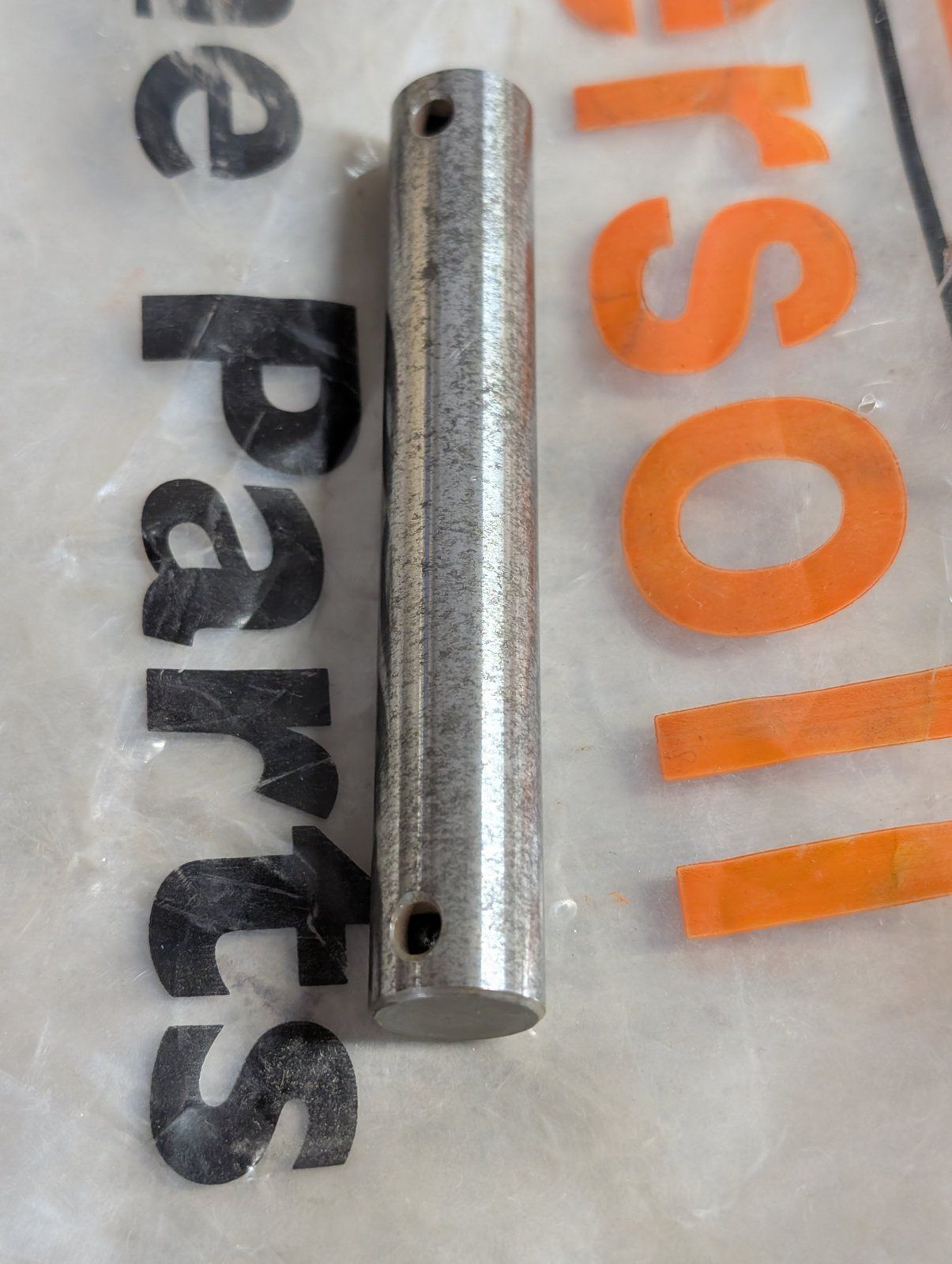 C10298 PIN DIFFERENTIAL - Ingersoll/Case Tractor Part