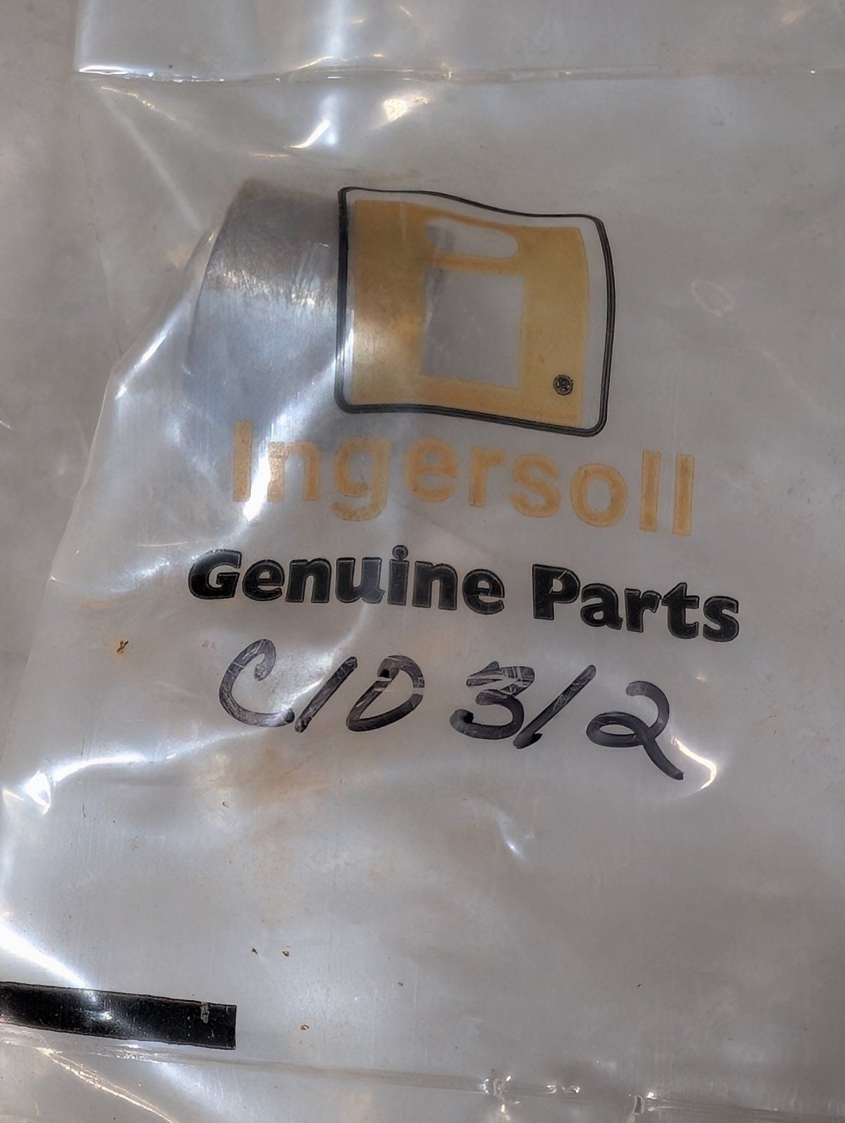 C10312 SPACER FAN SHORT C10313 - Ingersoll/Case Tractor Part