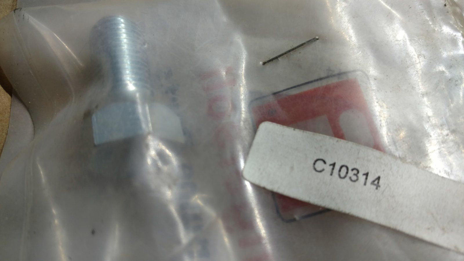 C10314 BOLT-LUG 7/16-20 X 1.19 75 deg - Ingersoll/Case Tractor Part