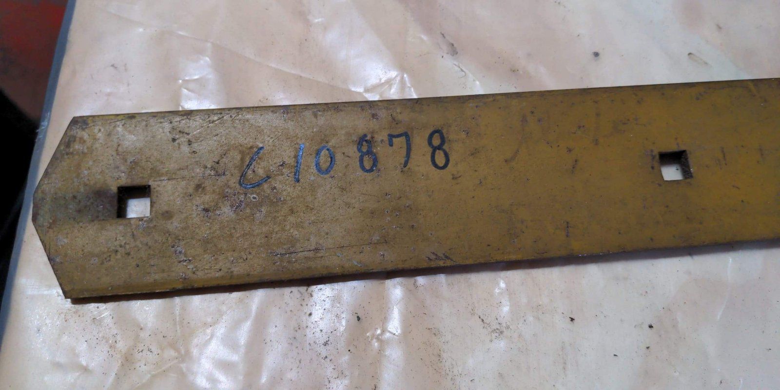 C10878 EDGE 50" BLADE - Ingersoll/Case Tractor Part