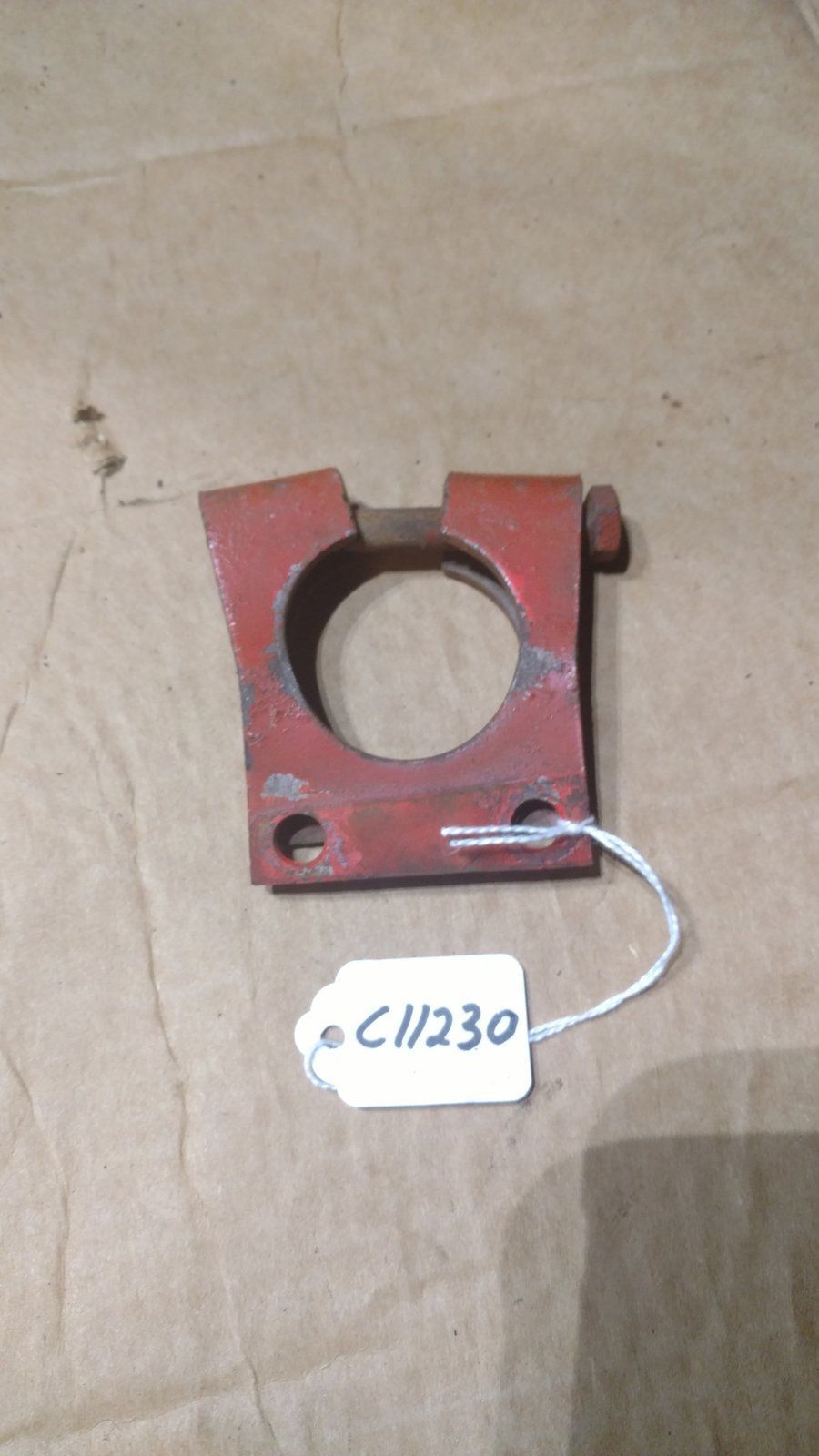 C11230 CLAMP - QUADRANT - Ingersoll/Case Tractor Part