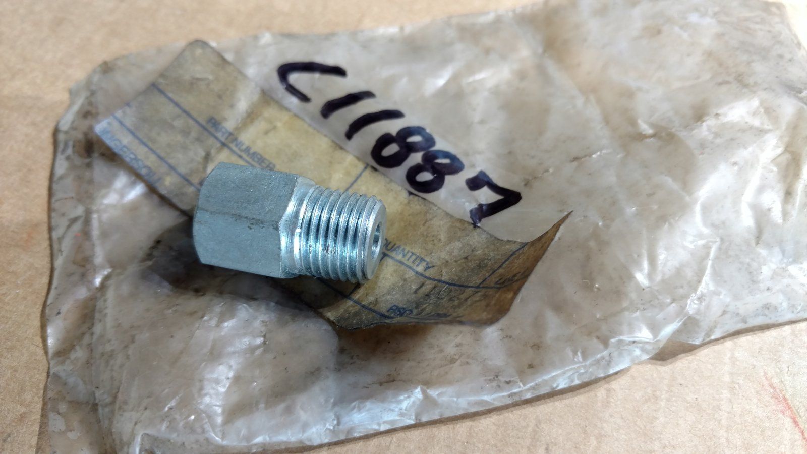 C11887 CAP - DETENT GRESEN MF G CO #2519 - Ingersoll/Case Tractor Part
