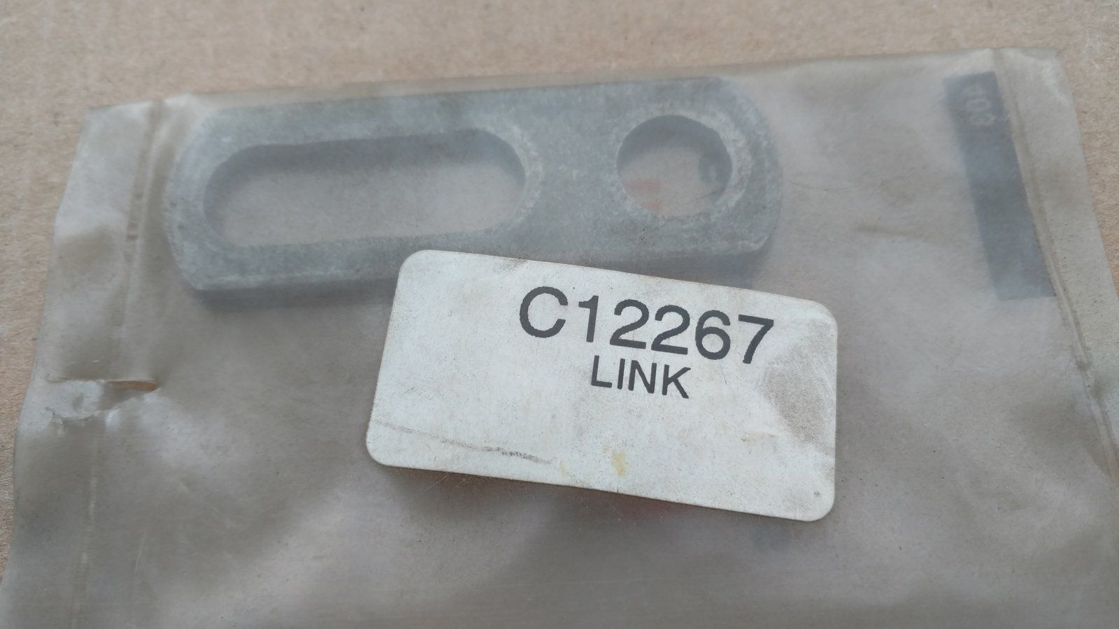 C12267 LINK - BOTTOM LIFT - LH - Ingersoll/Case Tractor Part
