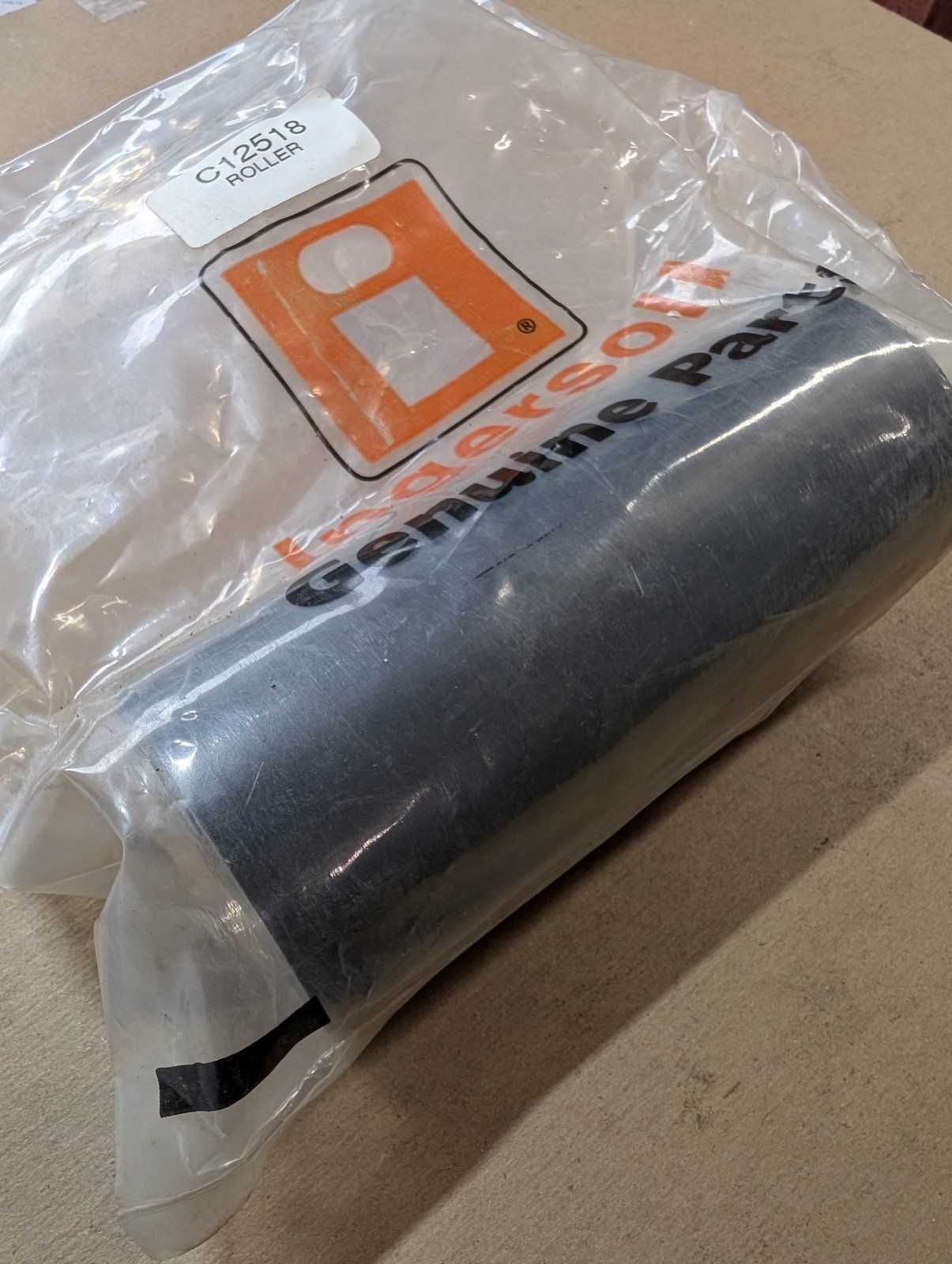 C12518 ROLLER - Ingersoll/Case Tractor Part