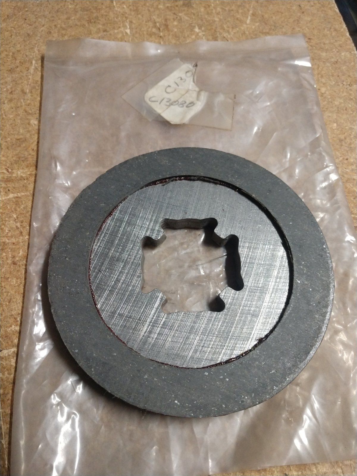 C13080 FRICTION PLATE - Ingersoll/Case Tractor Part