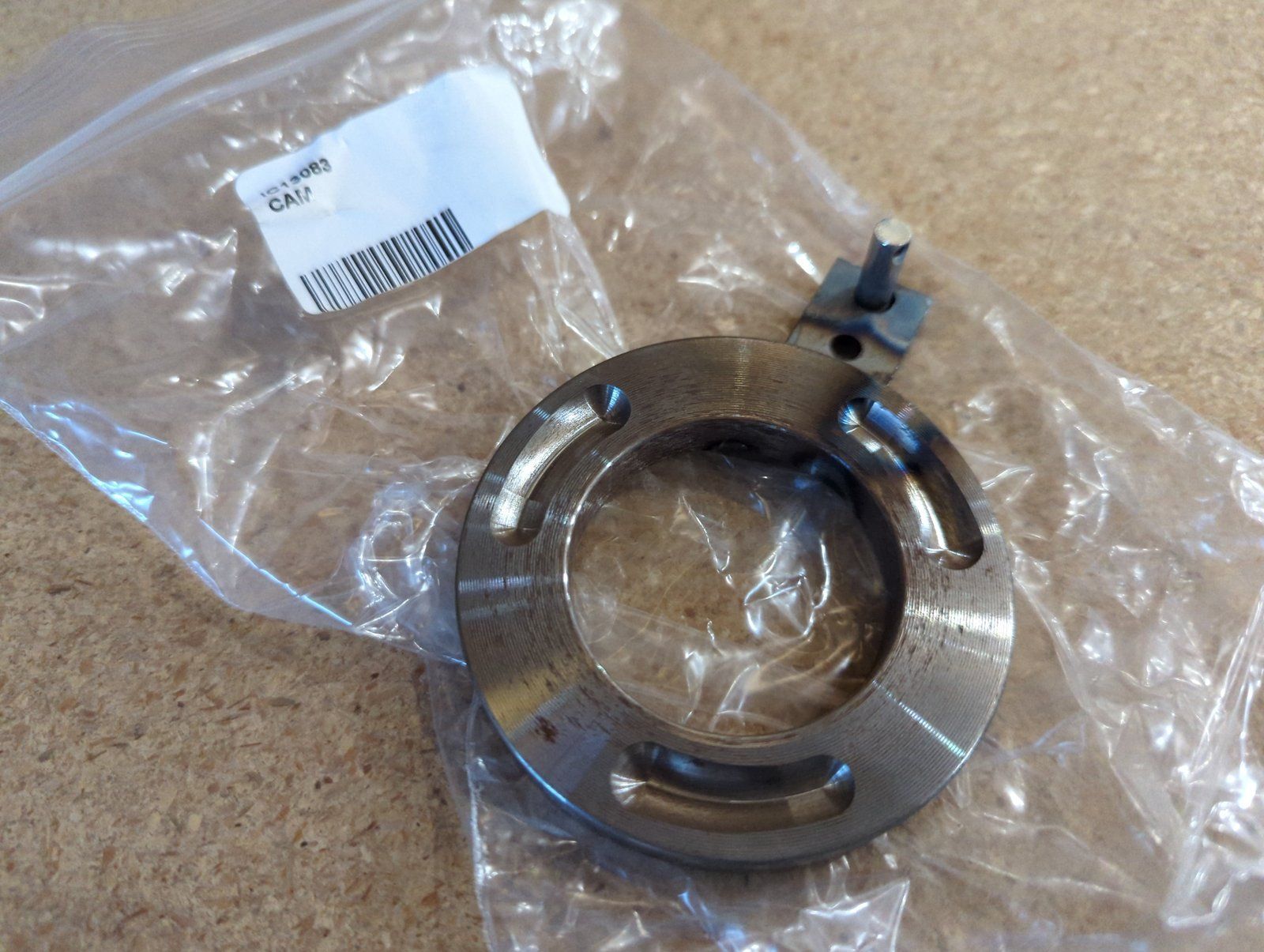 C13083 CAM - Ingersoll/Case Tractor Part