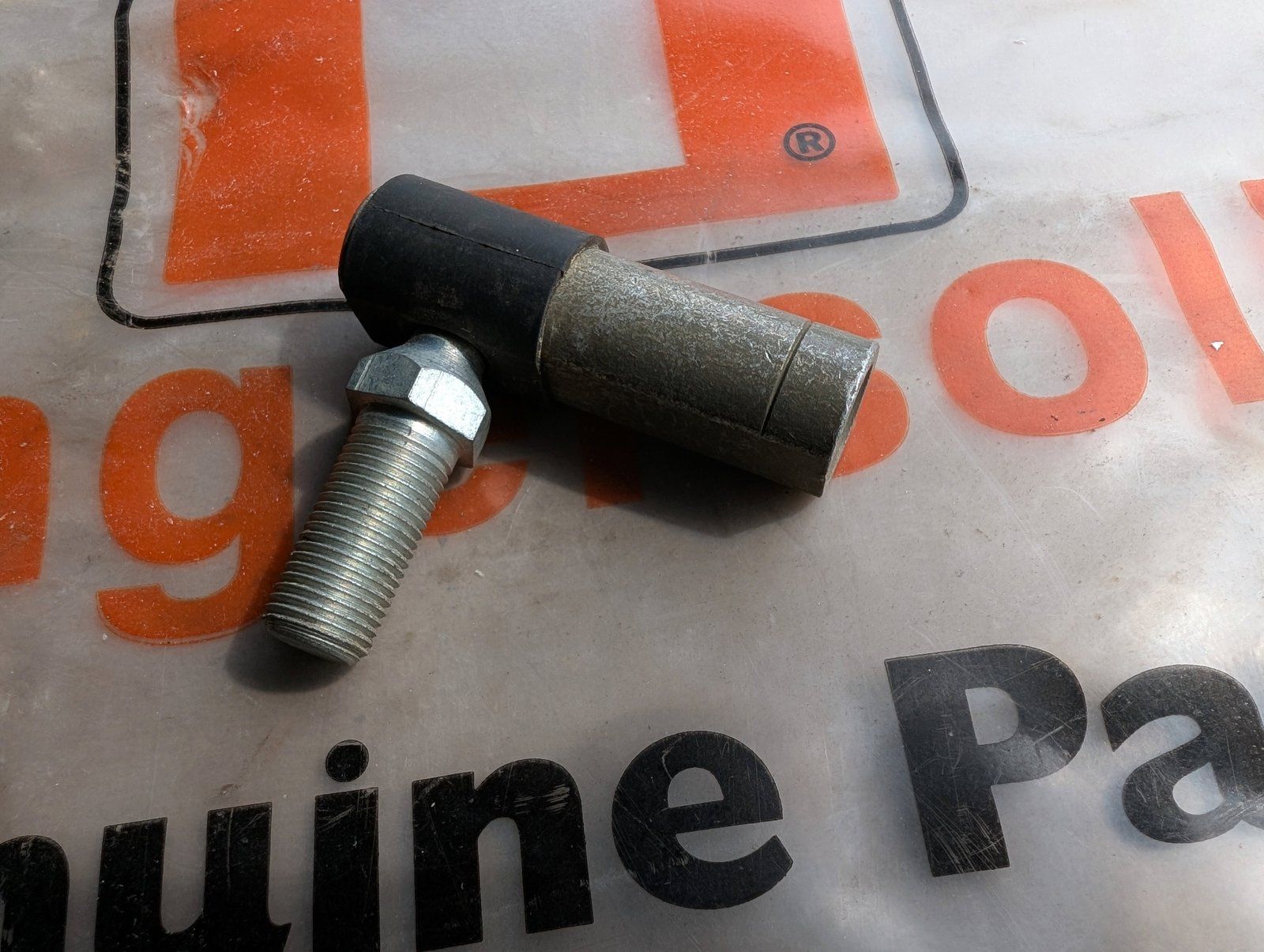C13605 BALL JOINT / TIE ROD 1/2