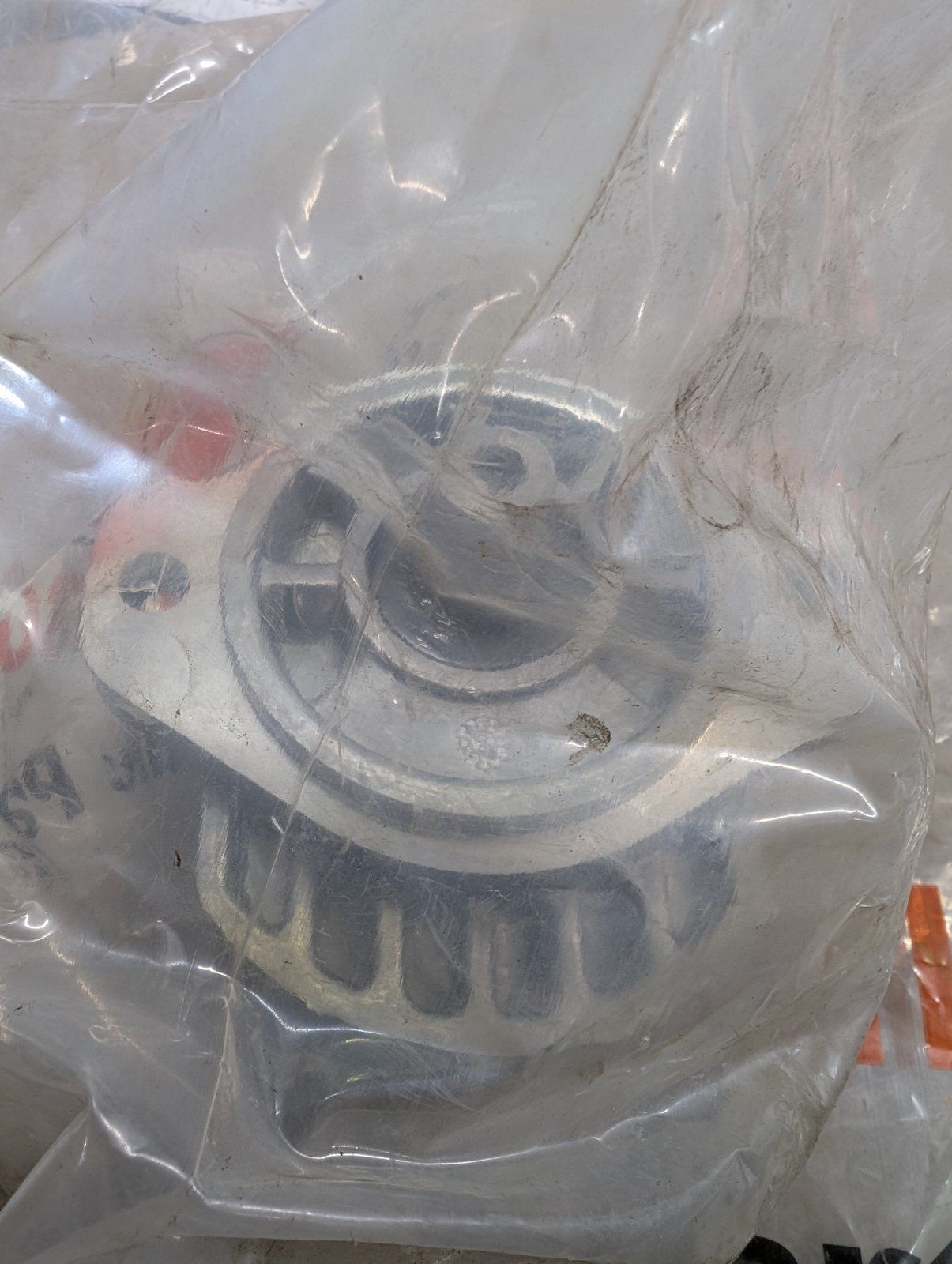 C14244 PUMP 220 222 442 444 BEFORE PIN 9641000 - Ingersoll/Case Tractor Part