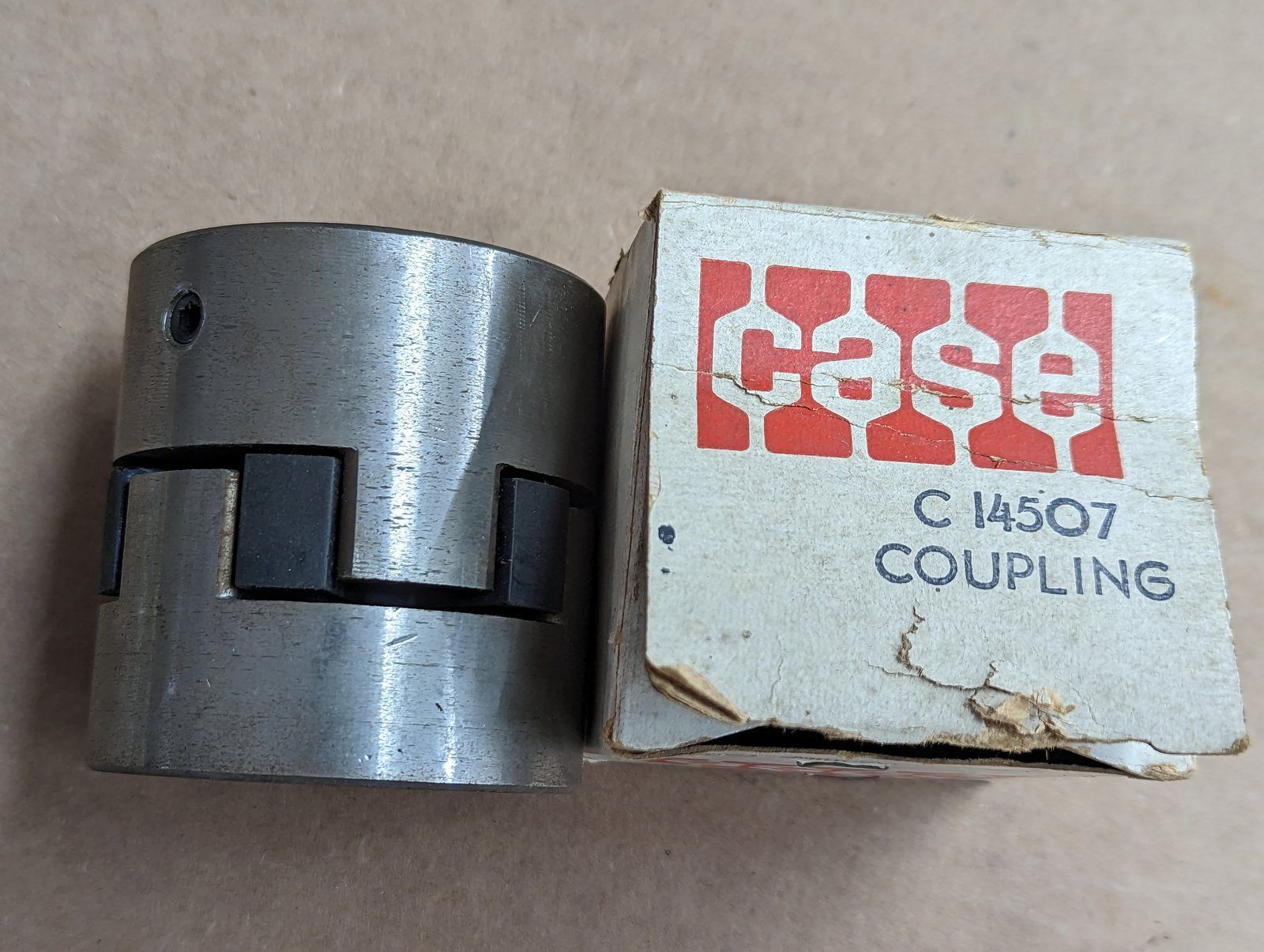 C14507 COUPLING-14 HP ENGINE PUMP DRIVE L099 5/8 1