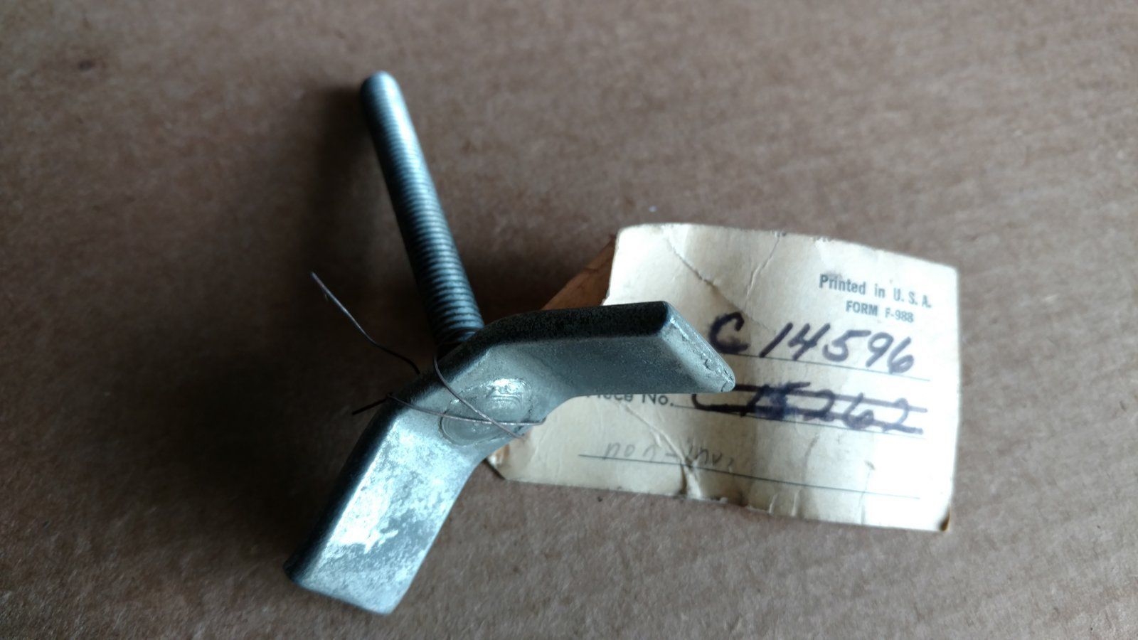 C14596 SCREW - Ingersoll/Case Tractor Part